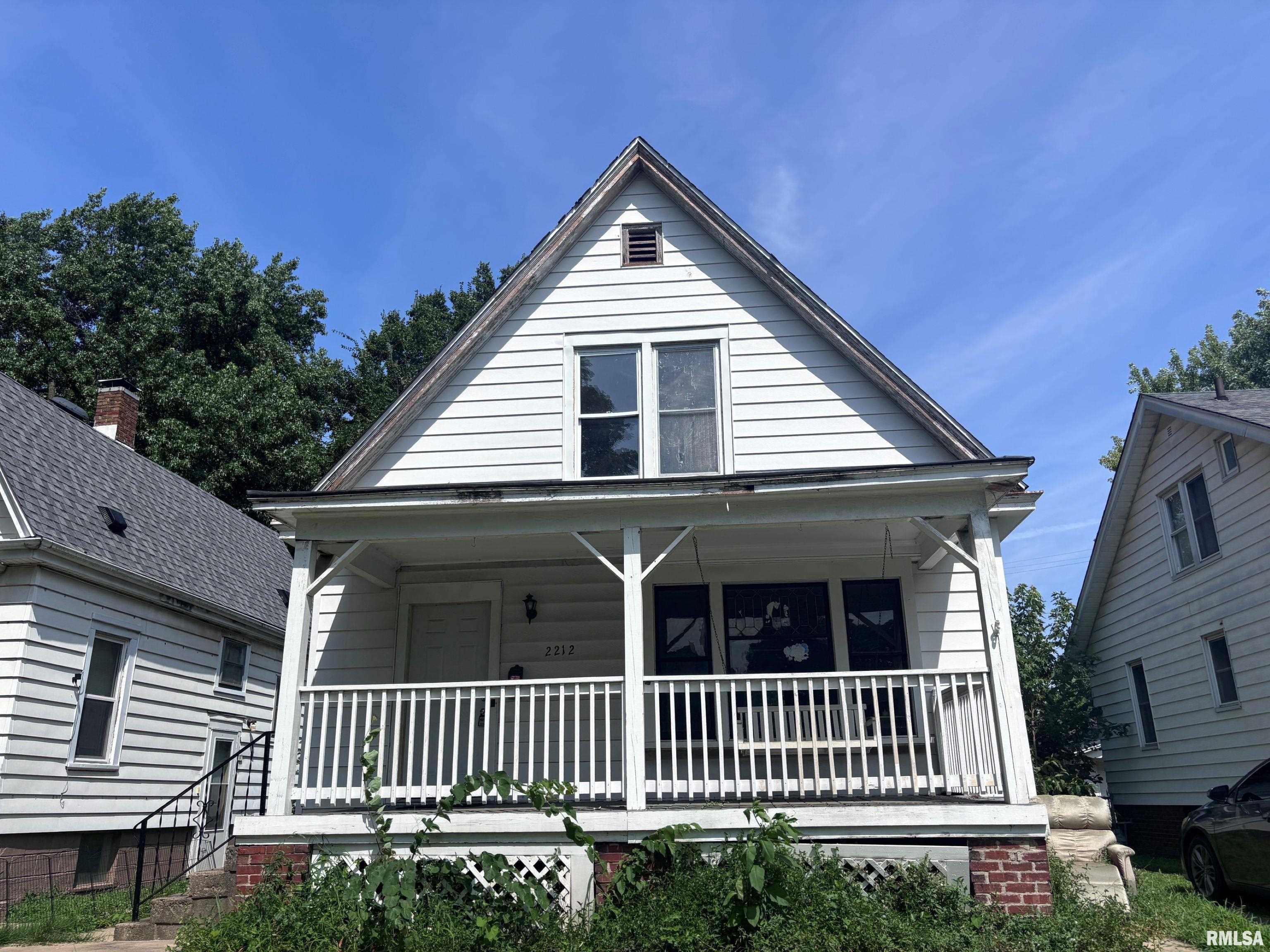 Photo 1 of 10 — 2212 S 10TH Street, Springfield, IL 62703
