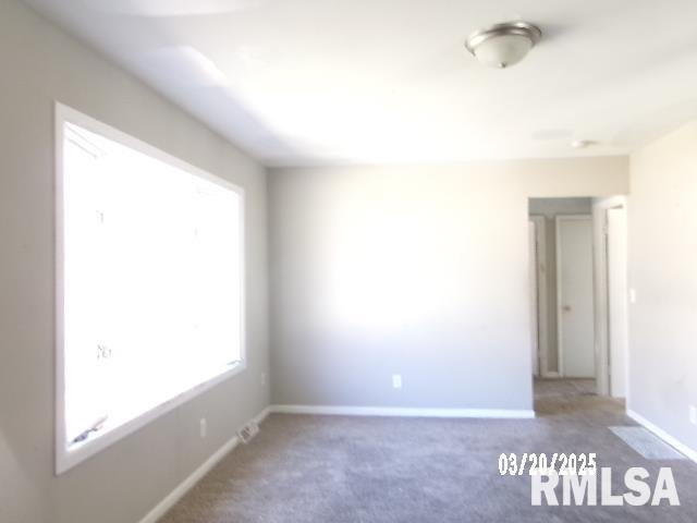 2022 Windsor Street, Pekin, Illinois image 2
