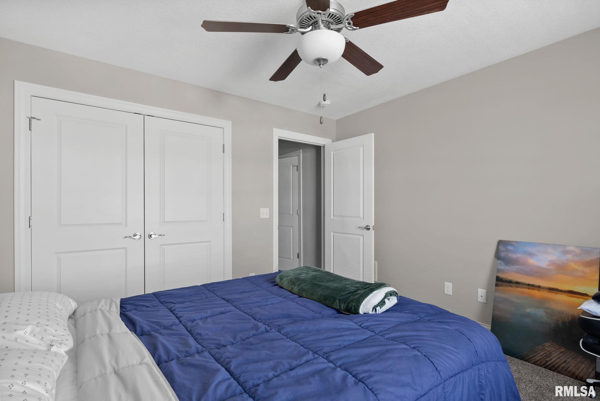 4434 W Slate Creek Drive, Bettendorf, Iowa image 21