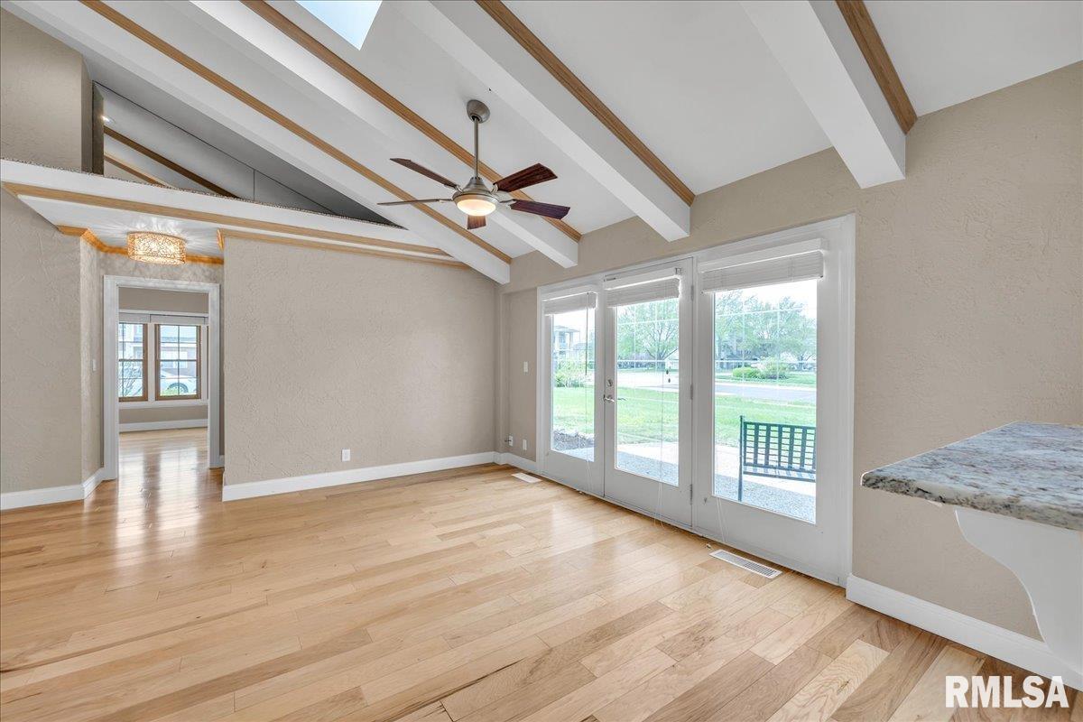 11116 N Oakwood Drive, Peoria, Illinois image 9