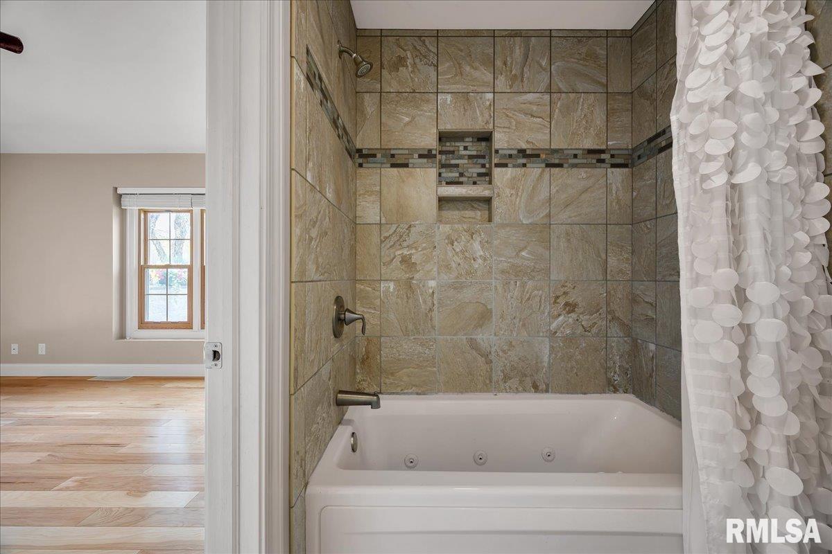 11116 N Oakwood Drive, Peoria, Illinois image 26
