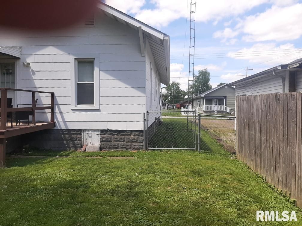 504 W Sylvester Avenue, Christopher, Illinois image 15