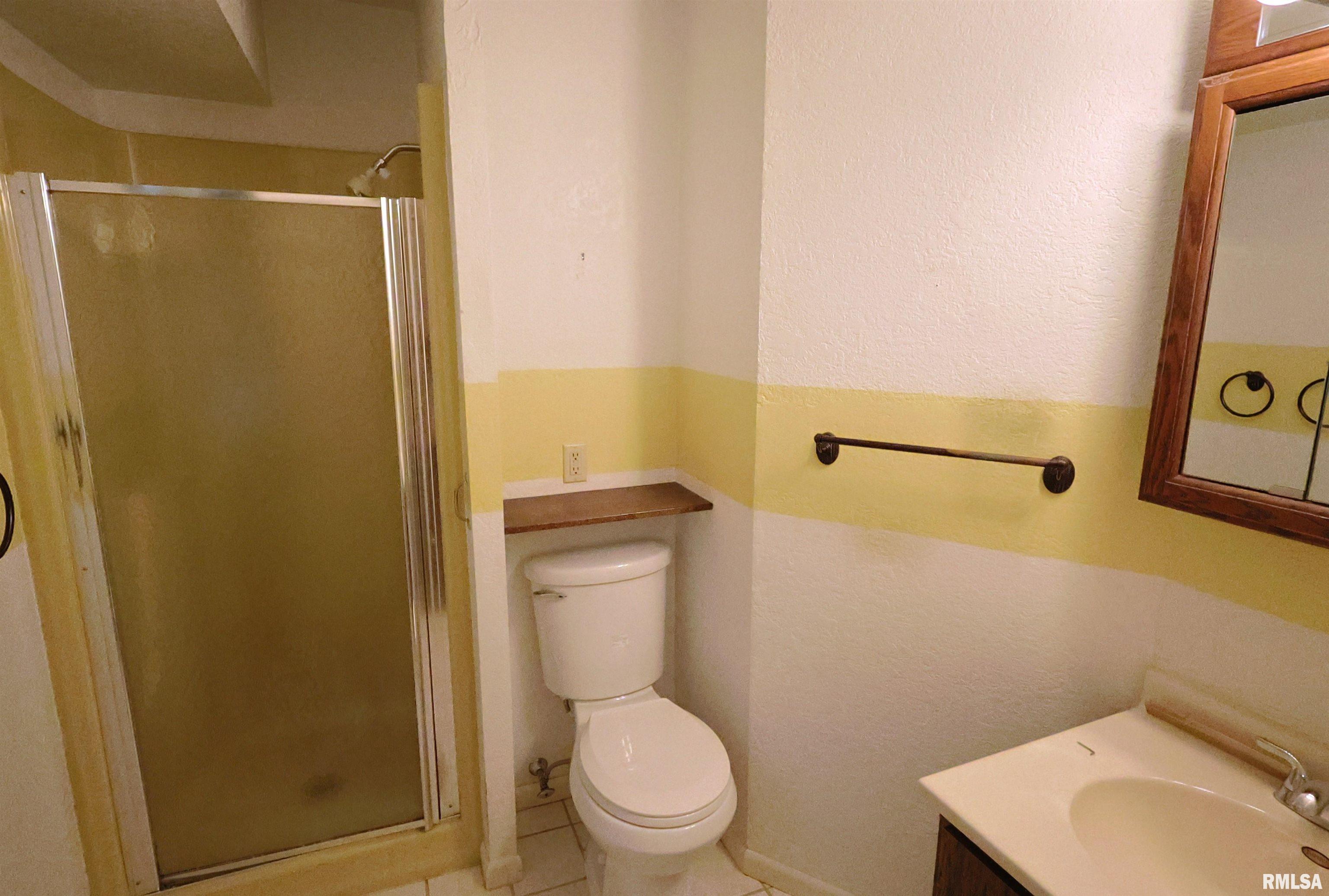 310 Woodland Drive, Salem, Illinois image 11