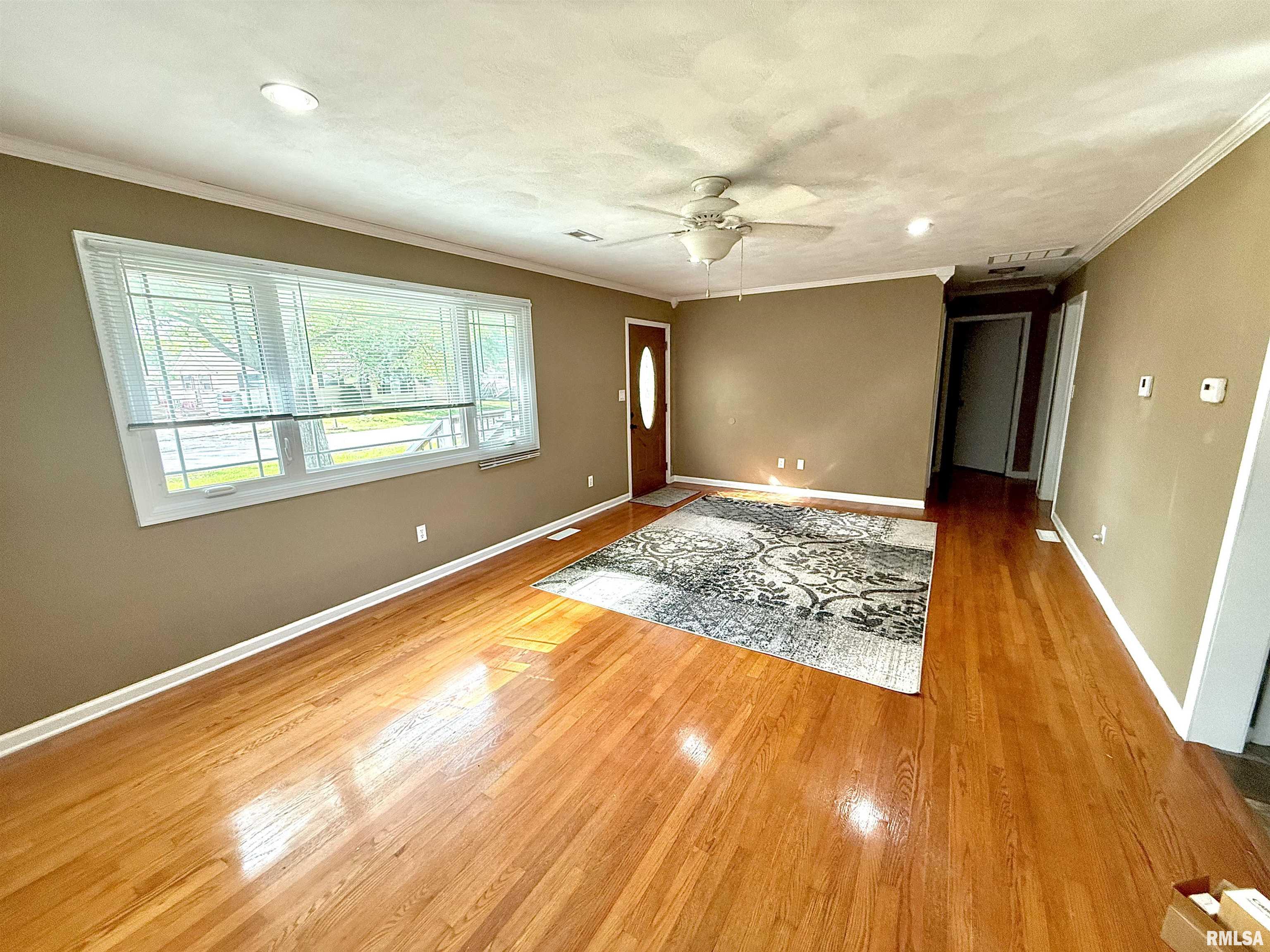 538 Greenview Avenue, Colona, Illinois image 3