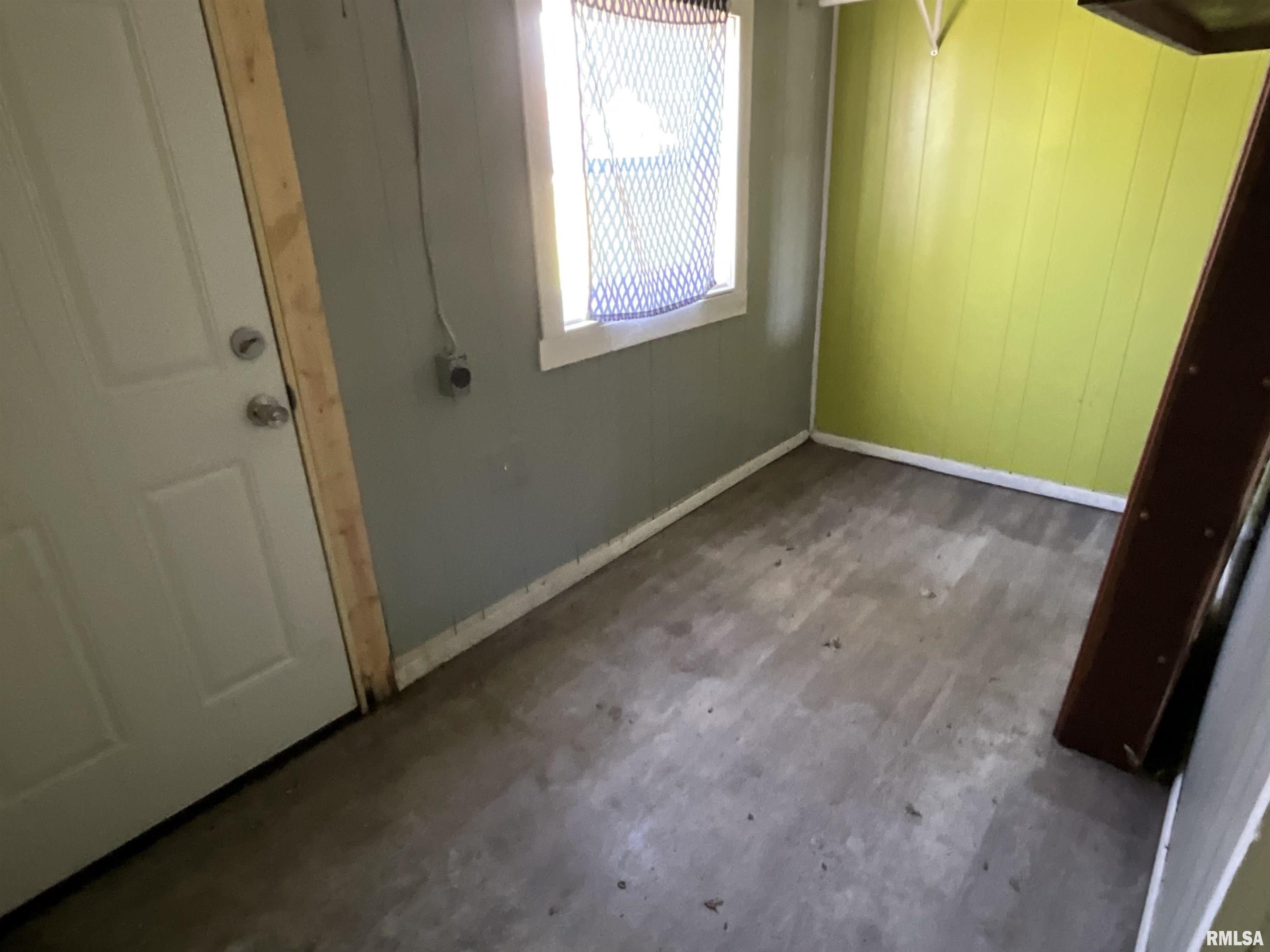 1130 E Church Street, Salem, Illinois image 6