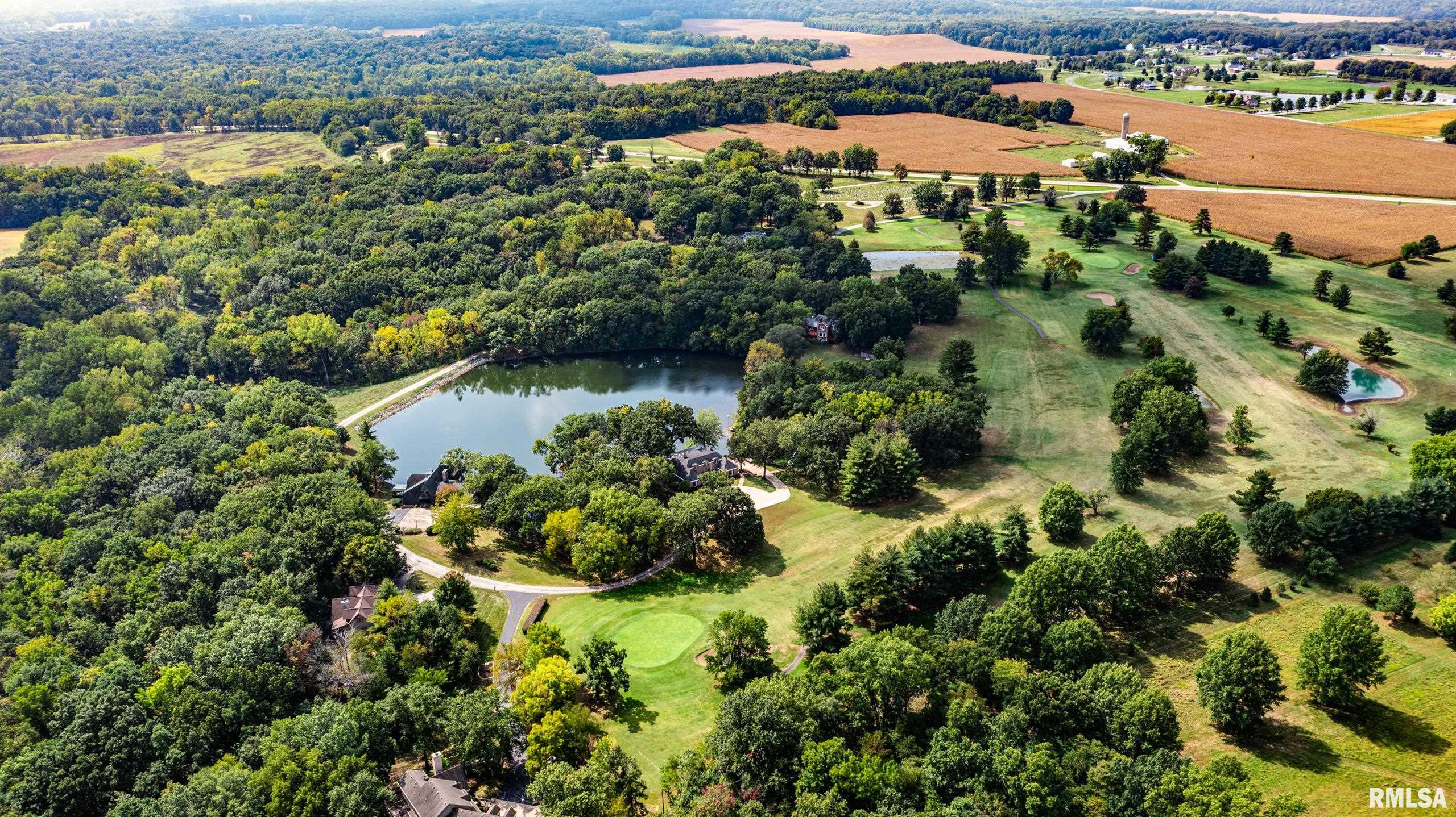 18994 Country Club Lane, Carlinville, Illinois image 27