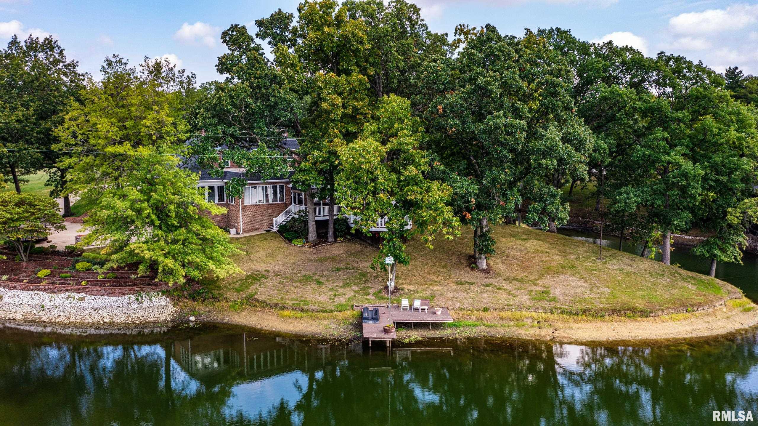 18994 Country Club Lane, Carlinville, Illinois image 24