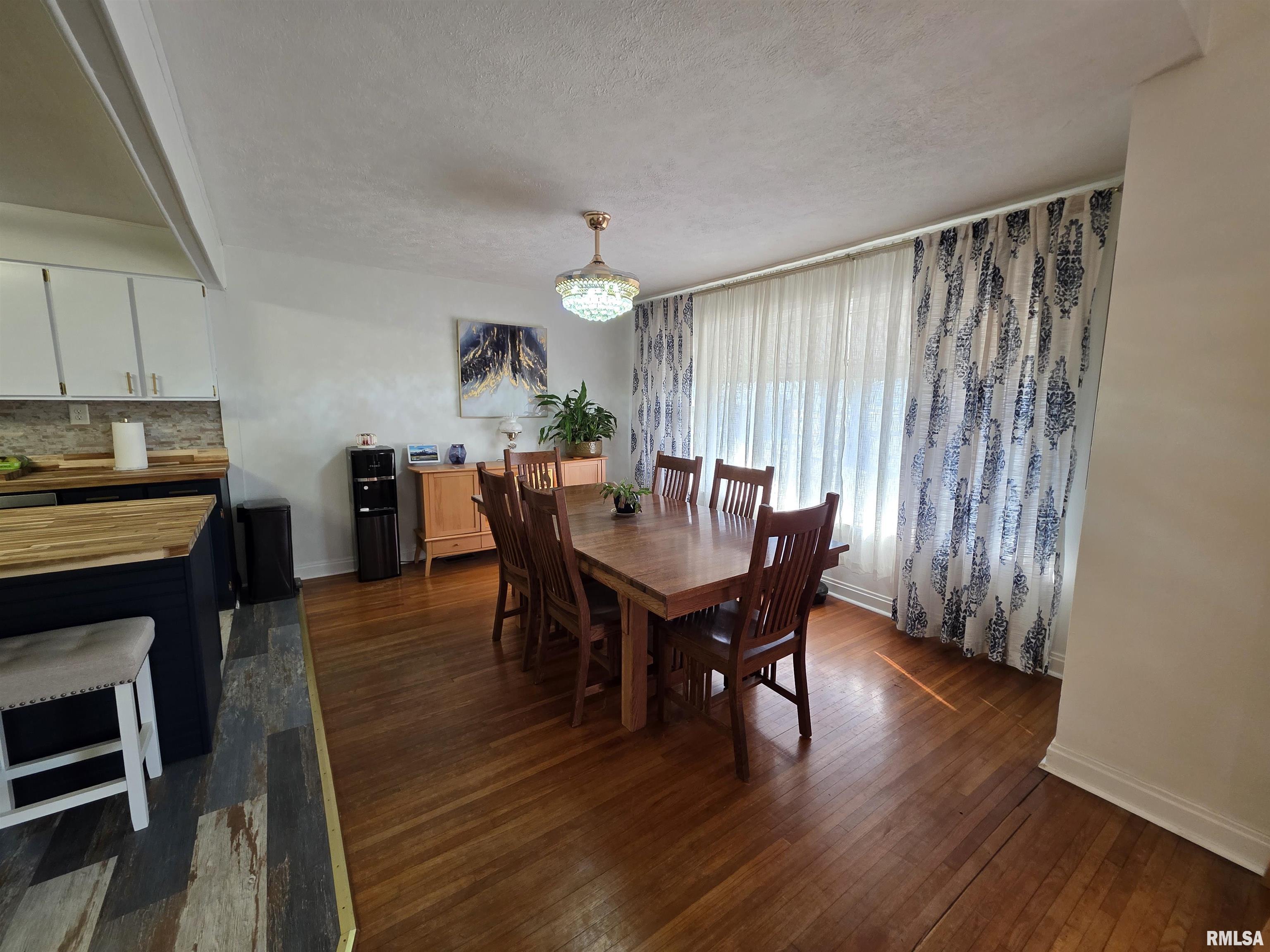 660 N 3rd Street, Girard, Illinois image 11