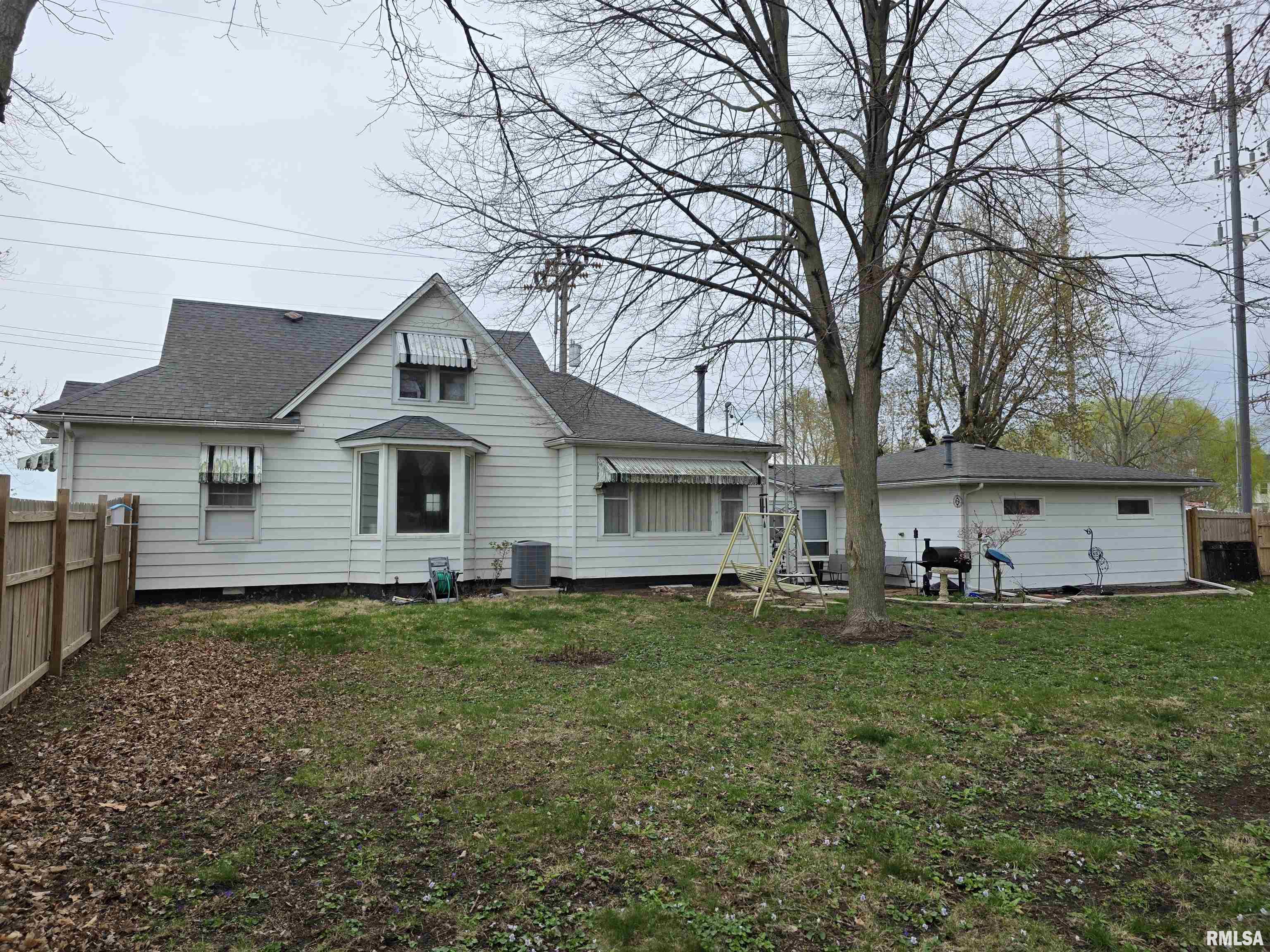 660 N 3rd Street, Girard, Illinois image 50