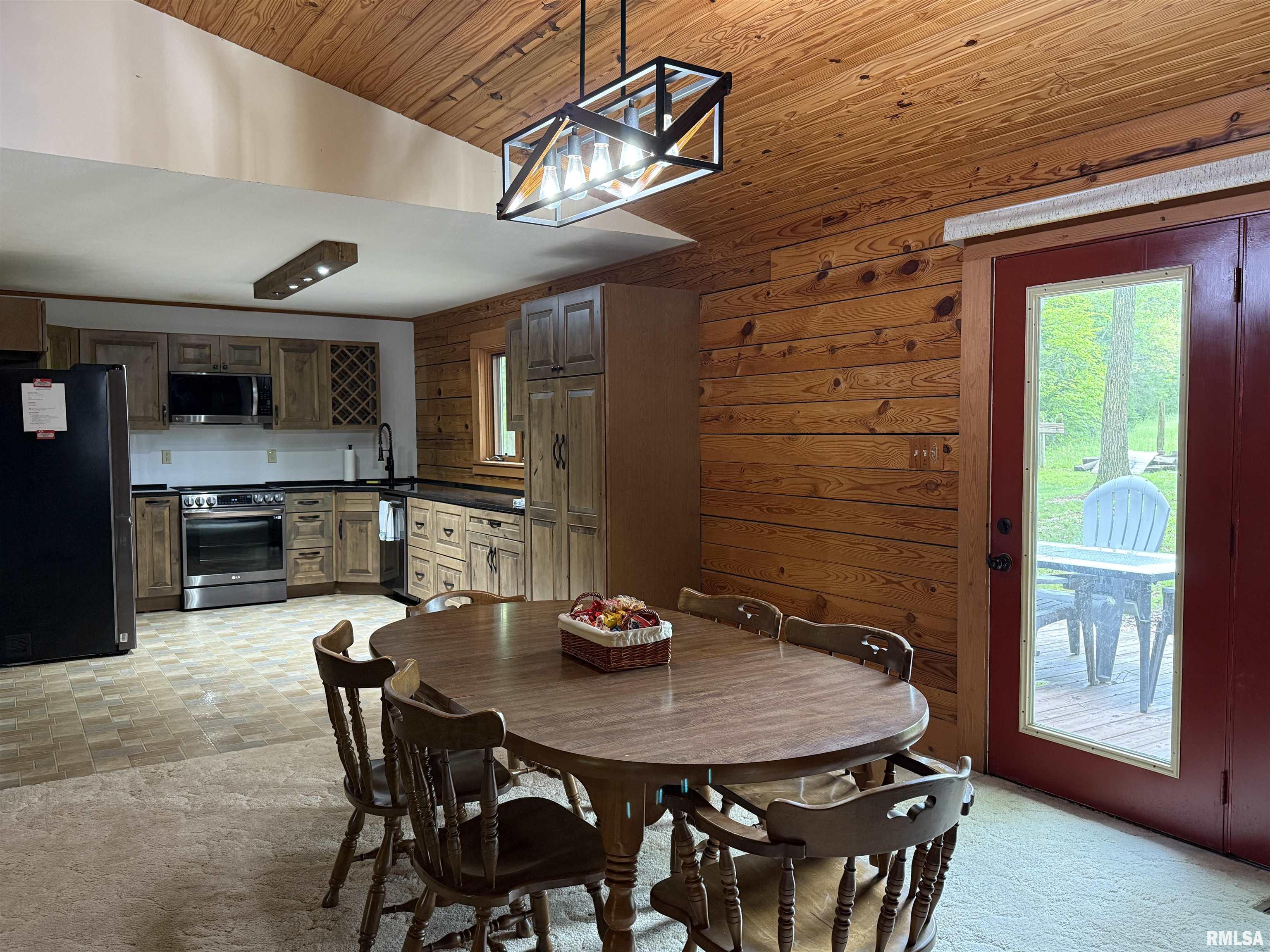 2560 E Il-146 Road, Vienna, Illinois image 14