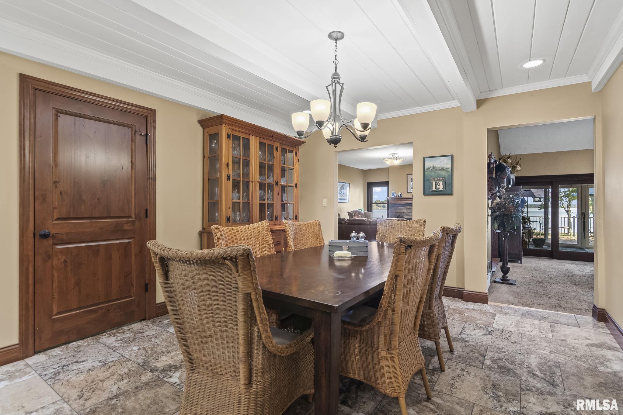 108 E Hazel Dell Lane, Springfield, Illinois image 18