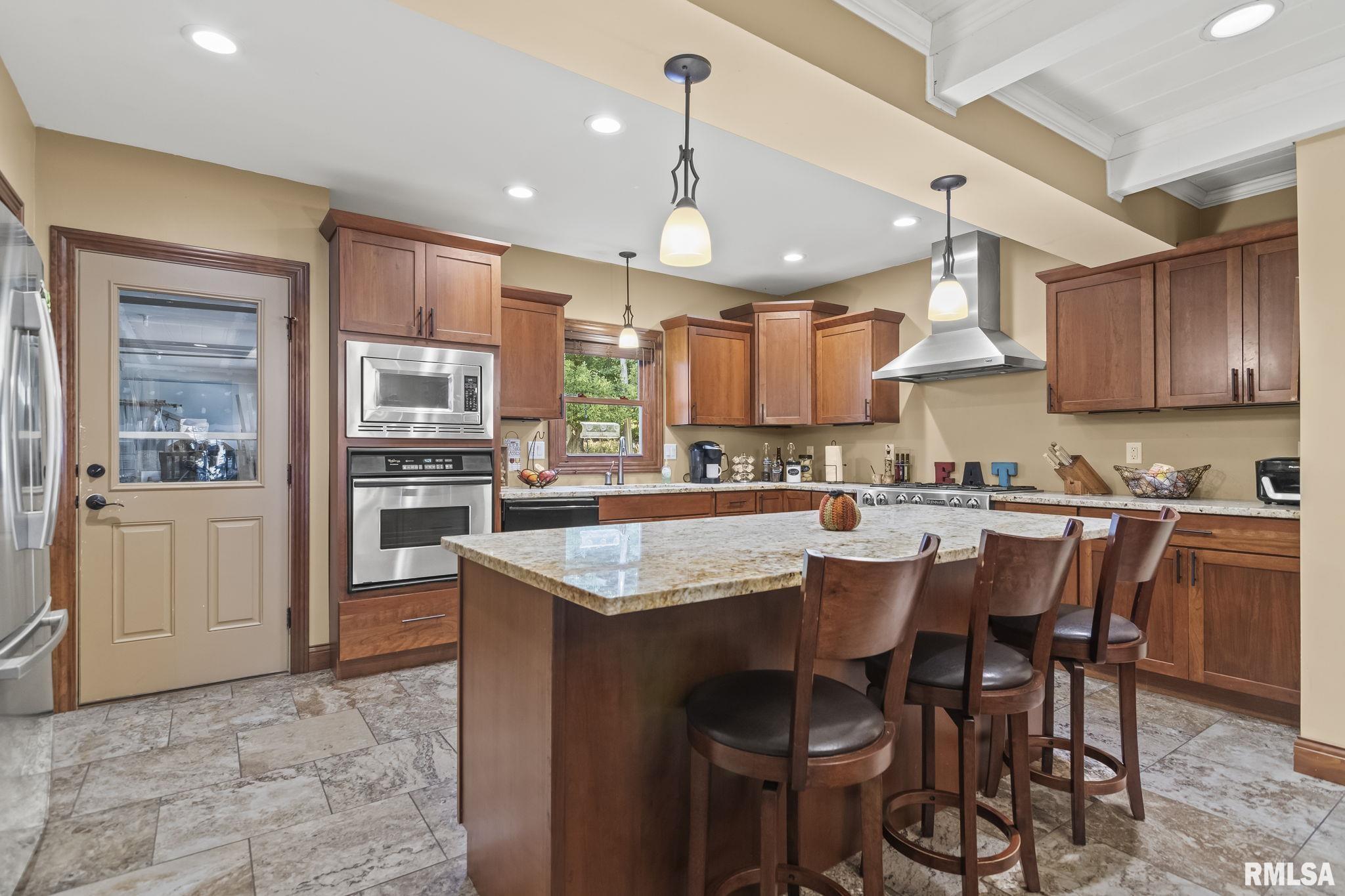 108 E Hazel Dell Lane, Springfield, Illinois image 12