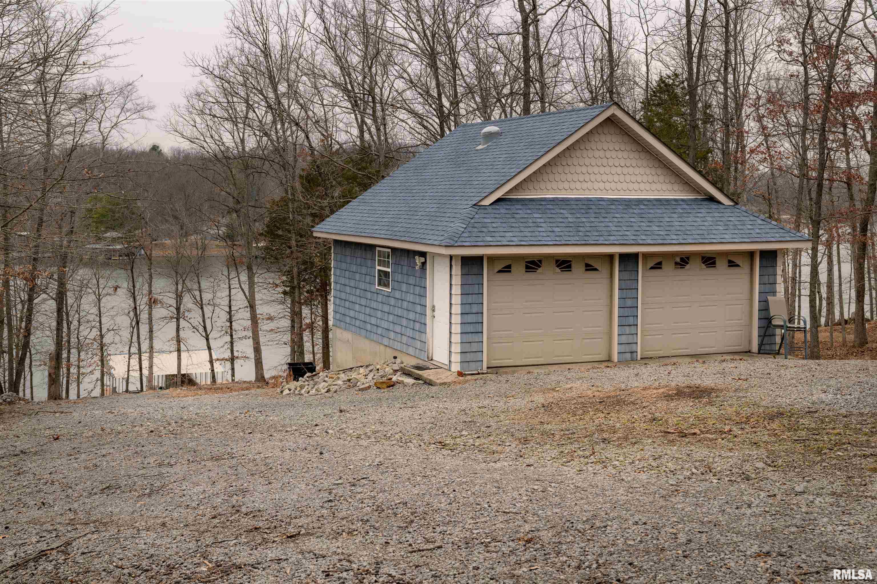 3645 Parrish Ridge Lane, Goreville, Illinois image 10