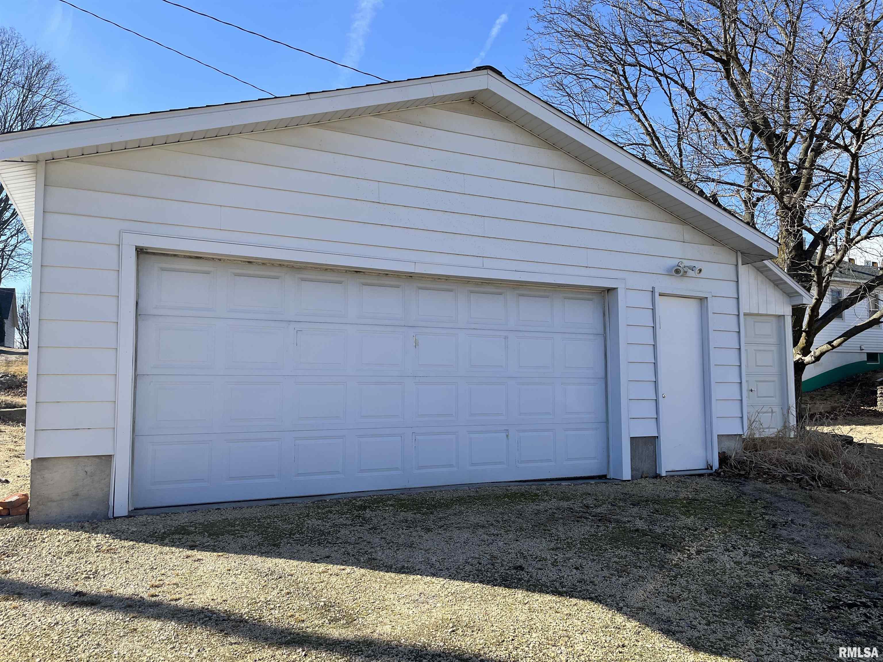 1243 2nd Avenue South, Clinton, Iowa image 4