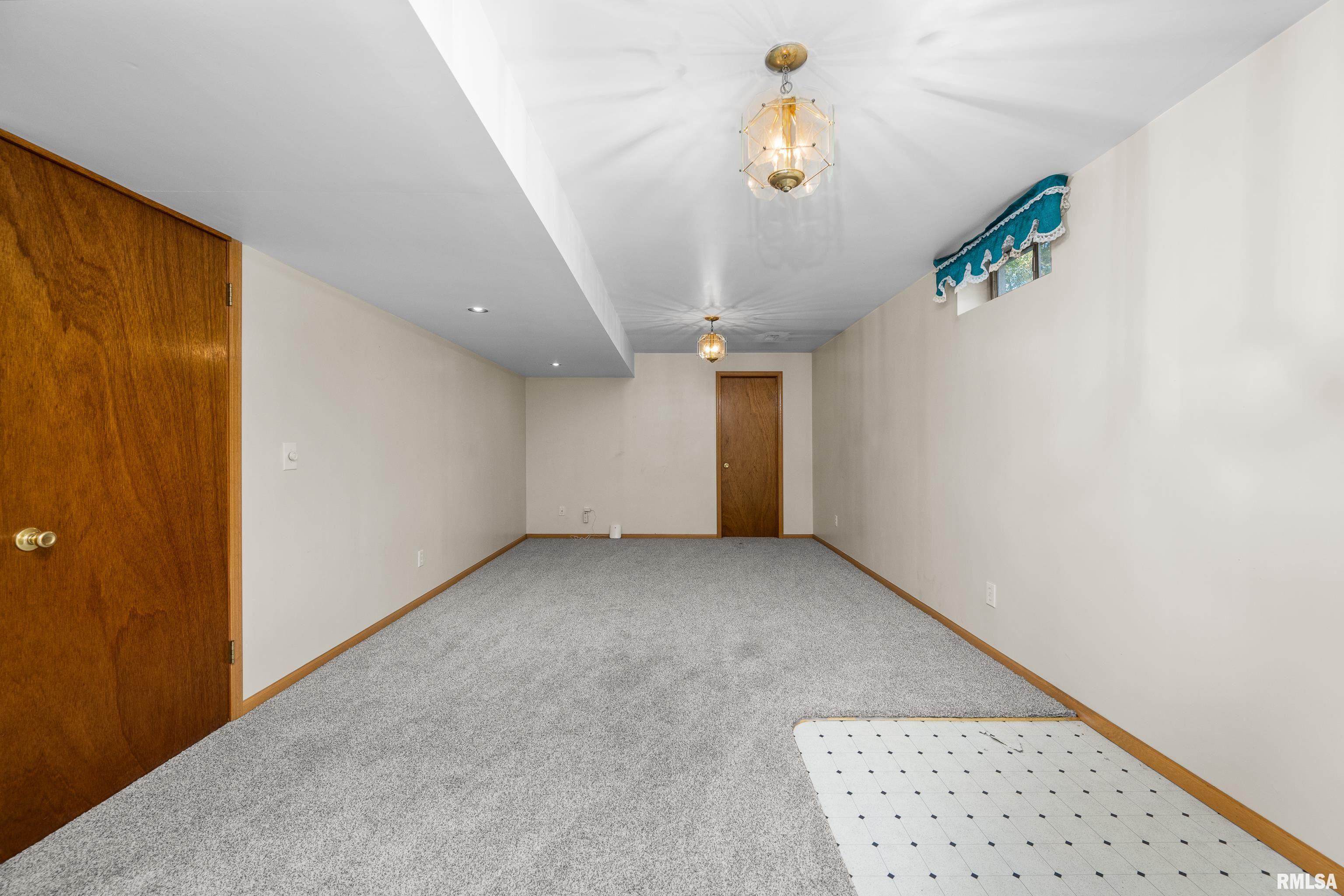2722 W 34th Street, Davenport, Iowa image 34