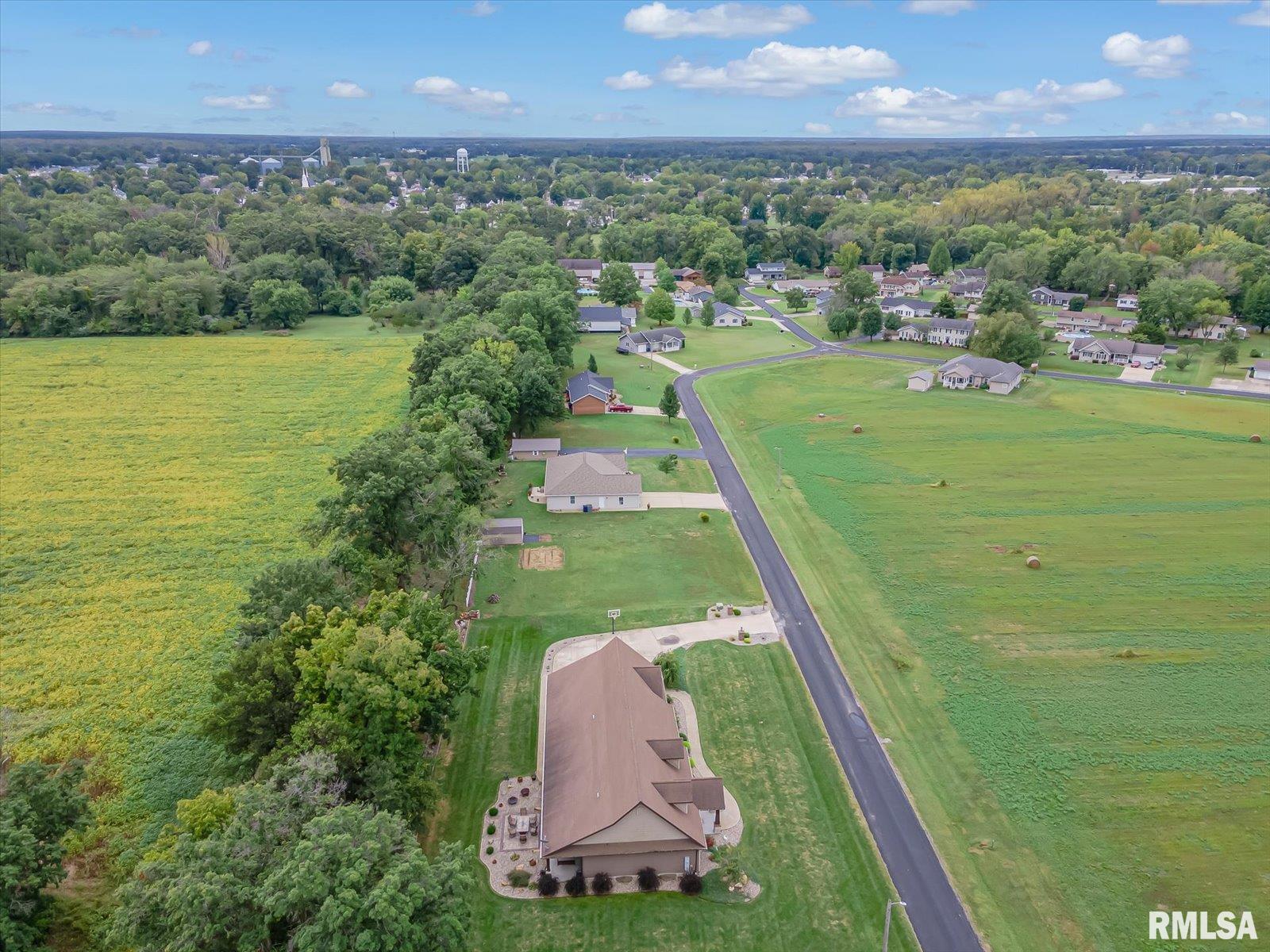 432 Indian Trail Drive, Pinckneyville, Illinois image 35