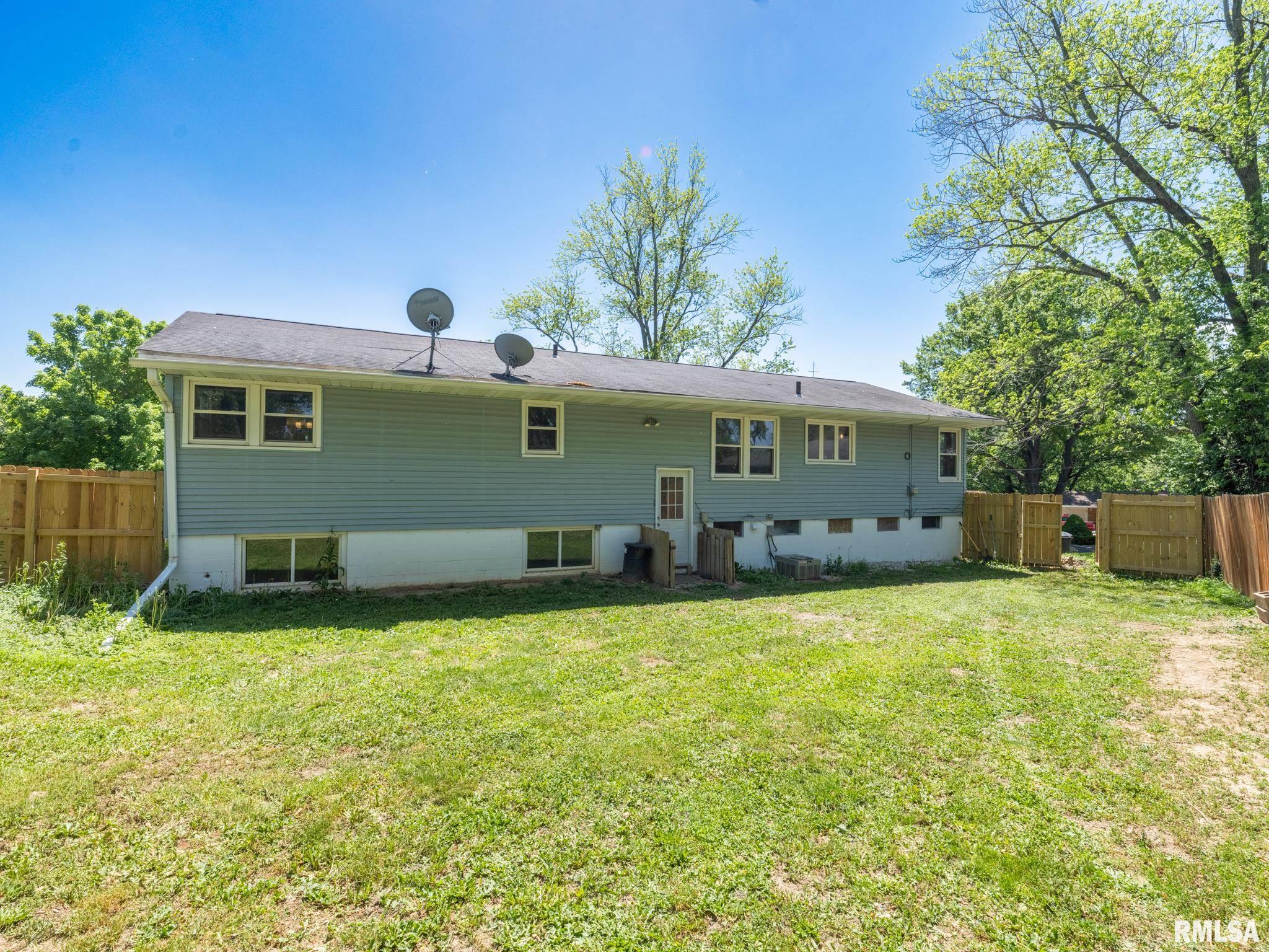 9 Wilmar Terrace, East Peoria, Illinois image 2