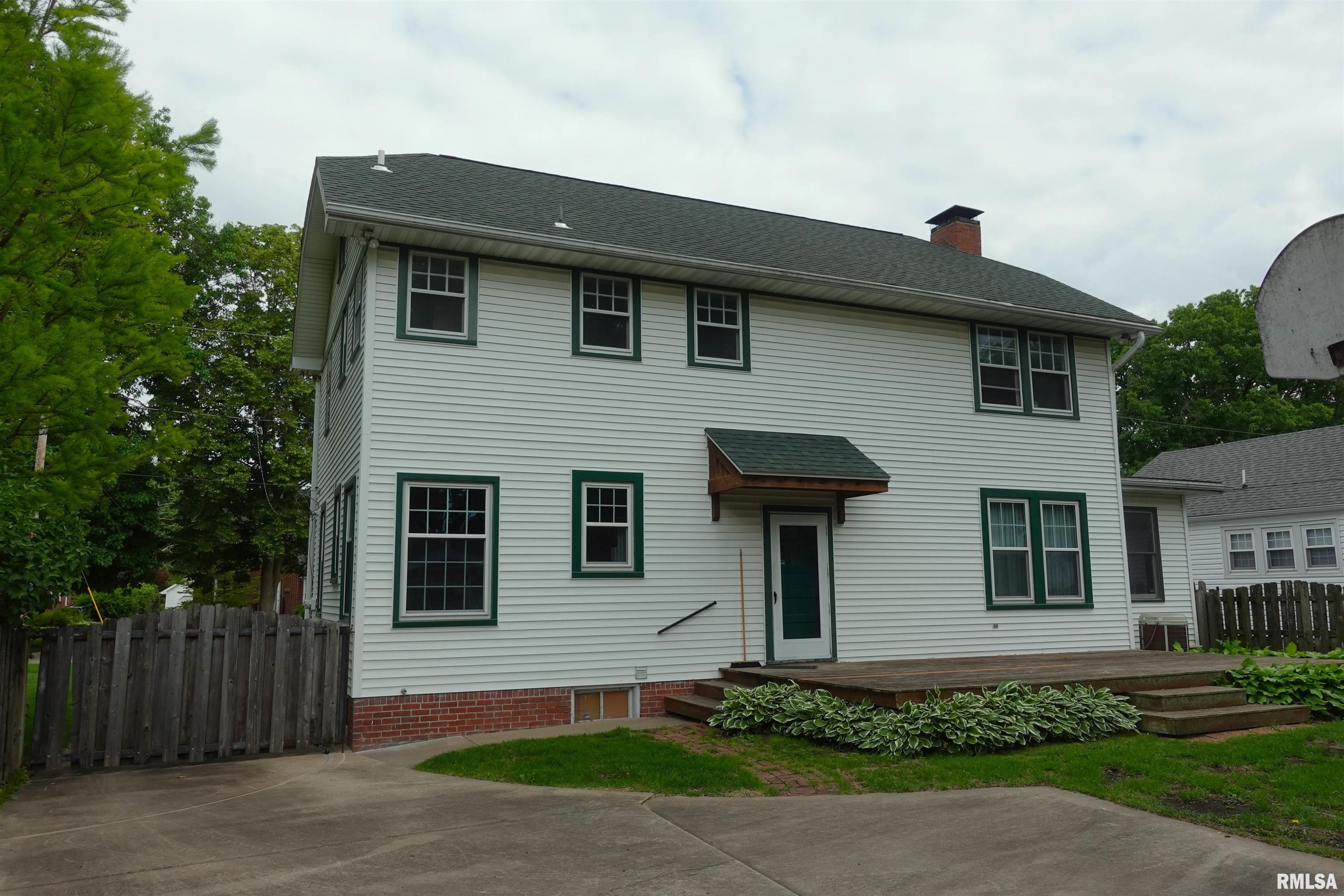 1630 N Prairie Street, Galesburg, Illinois image 4