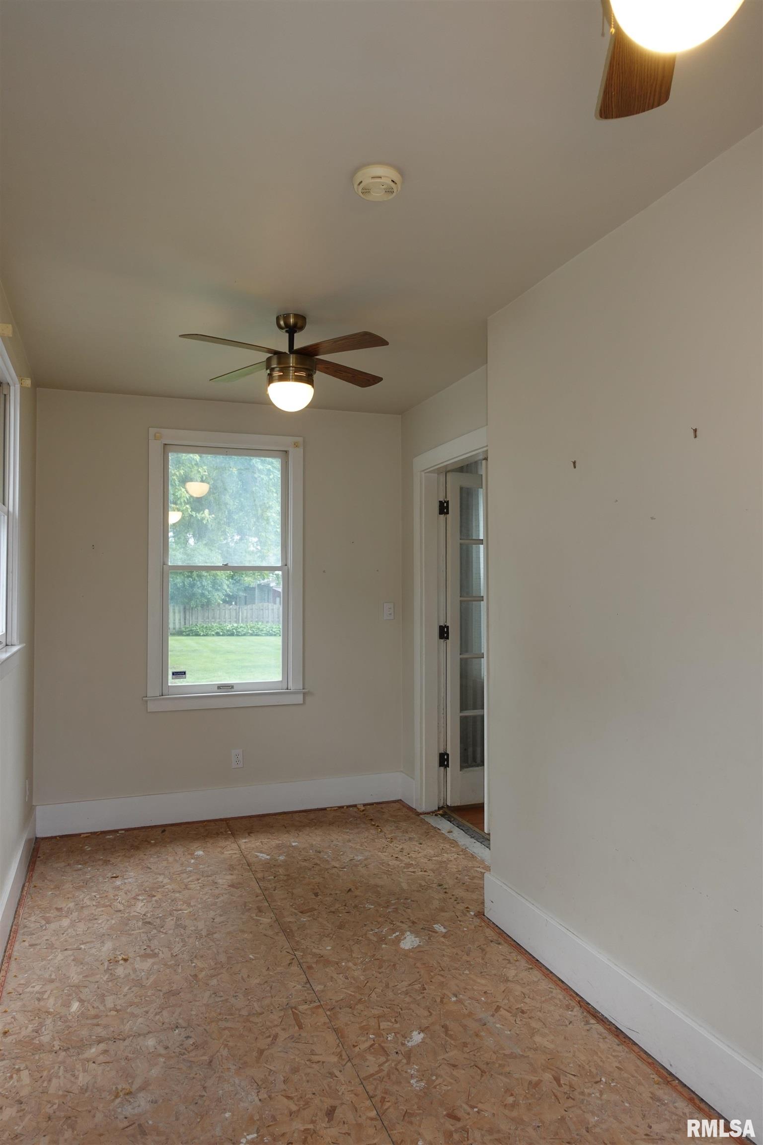 1630 N Prairie Street, Galesburg, Illinois image 11