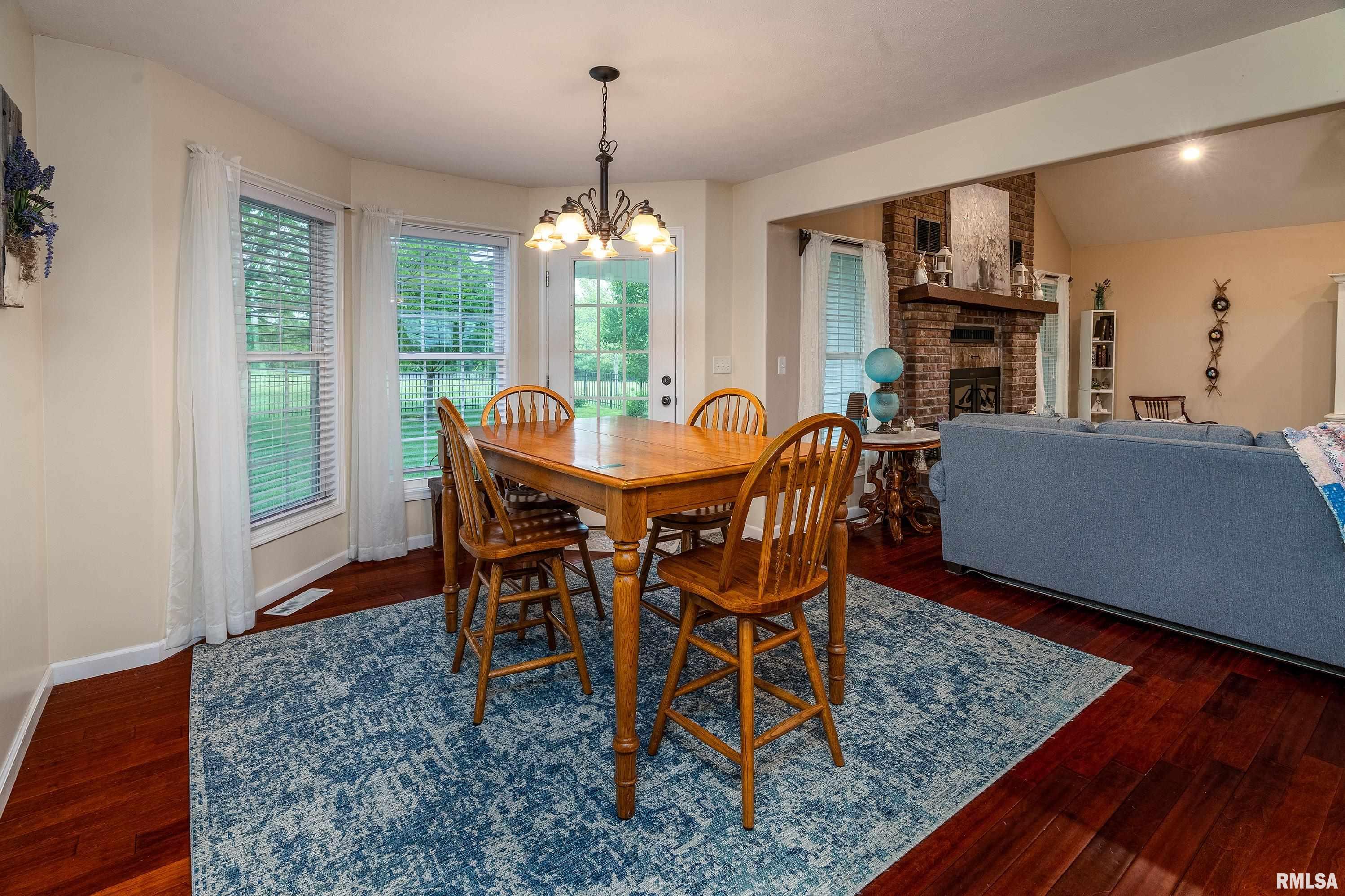 5963 Lakeview Drive, Carterville, Illinois image 11