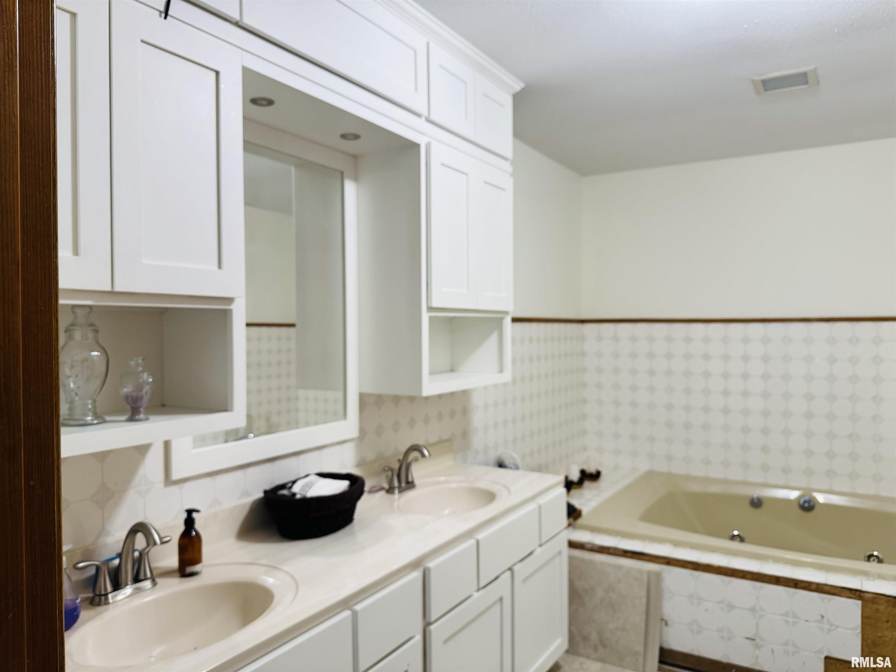 111 Stork Street, Anna, Illinois image 33