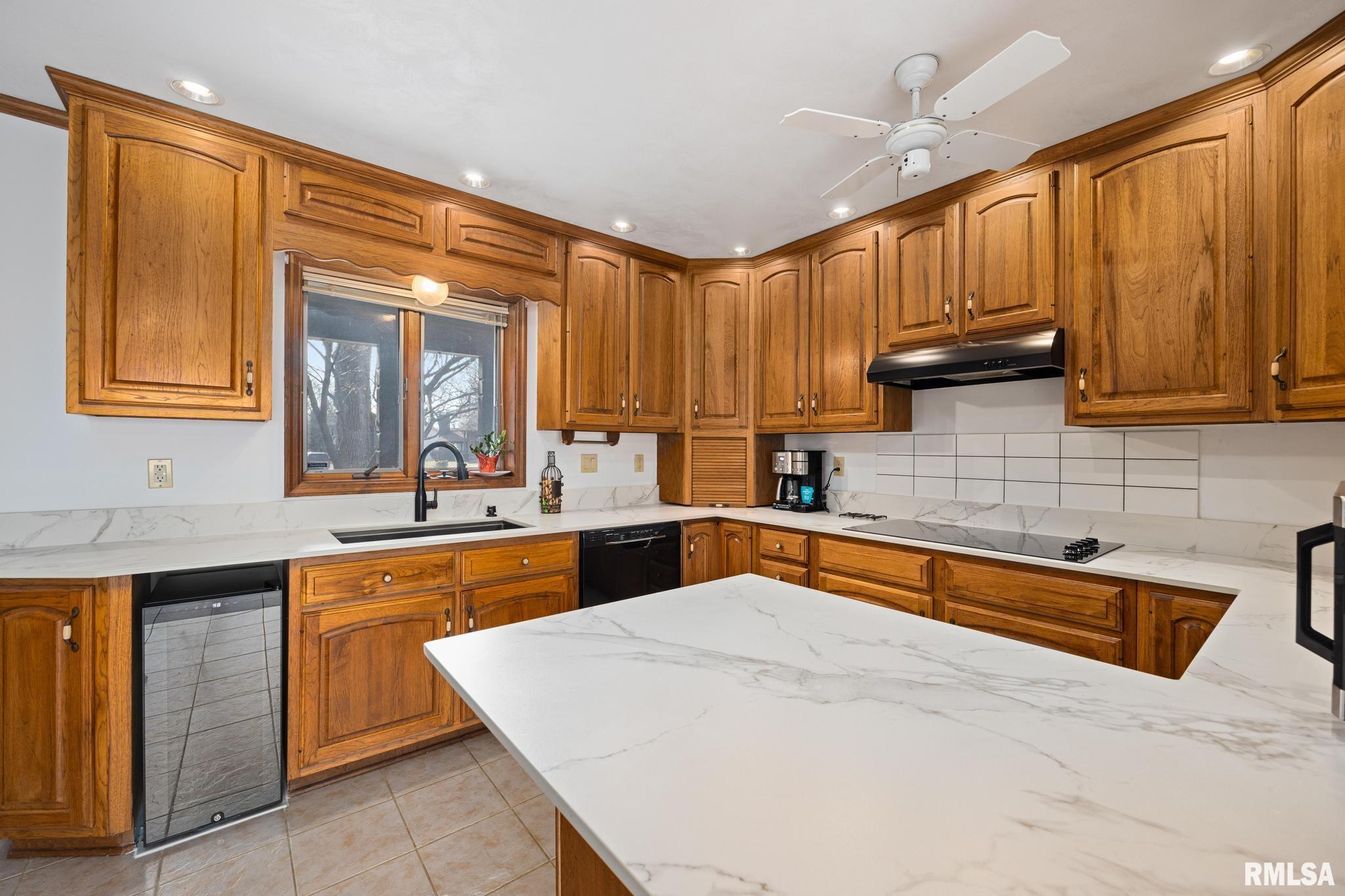 3516 N Marbleway Drive, Peoria, Illinois image 15