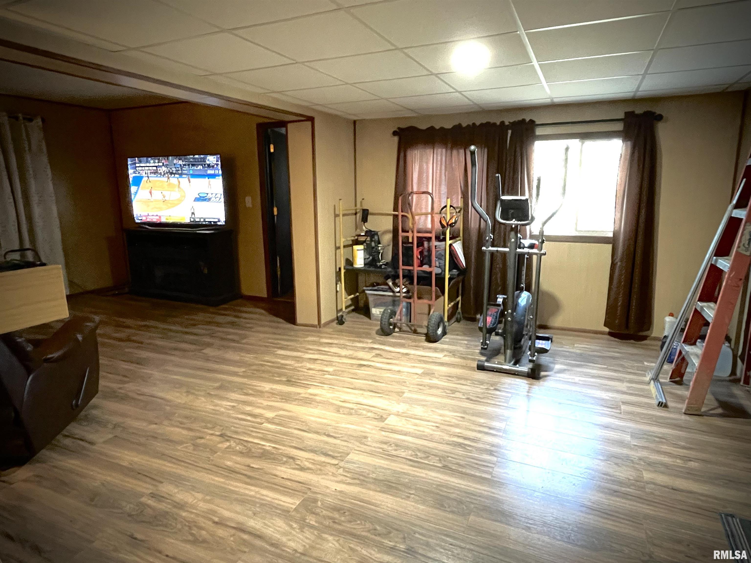 225 Arrowhead Drive, Goreville, Illinois image 7