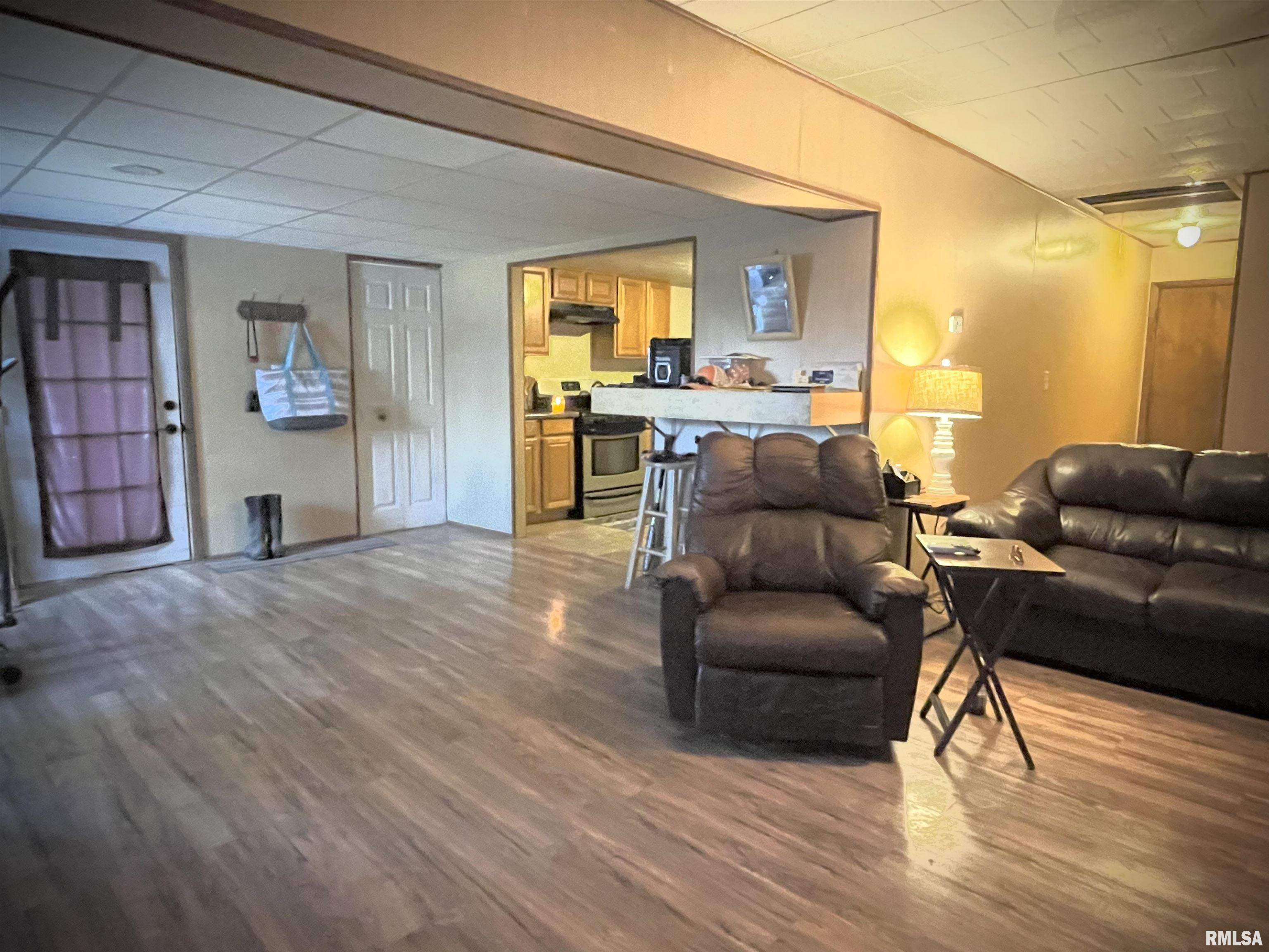 225 Arrowhead Drive, Goreville, Illinois image 5