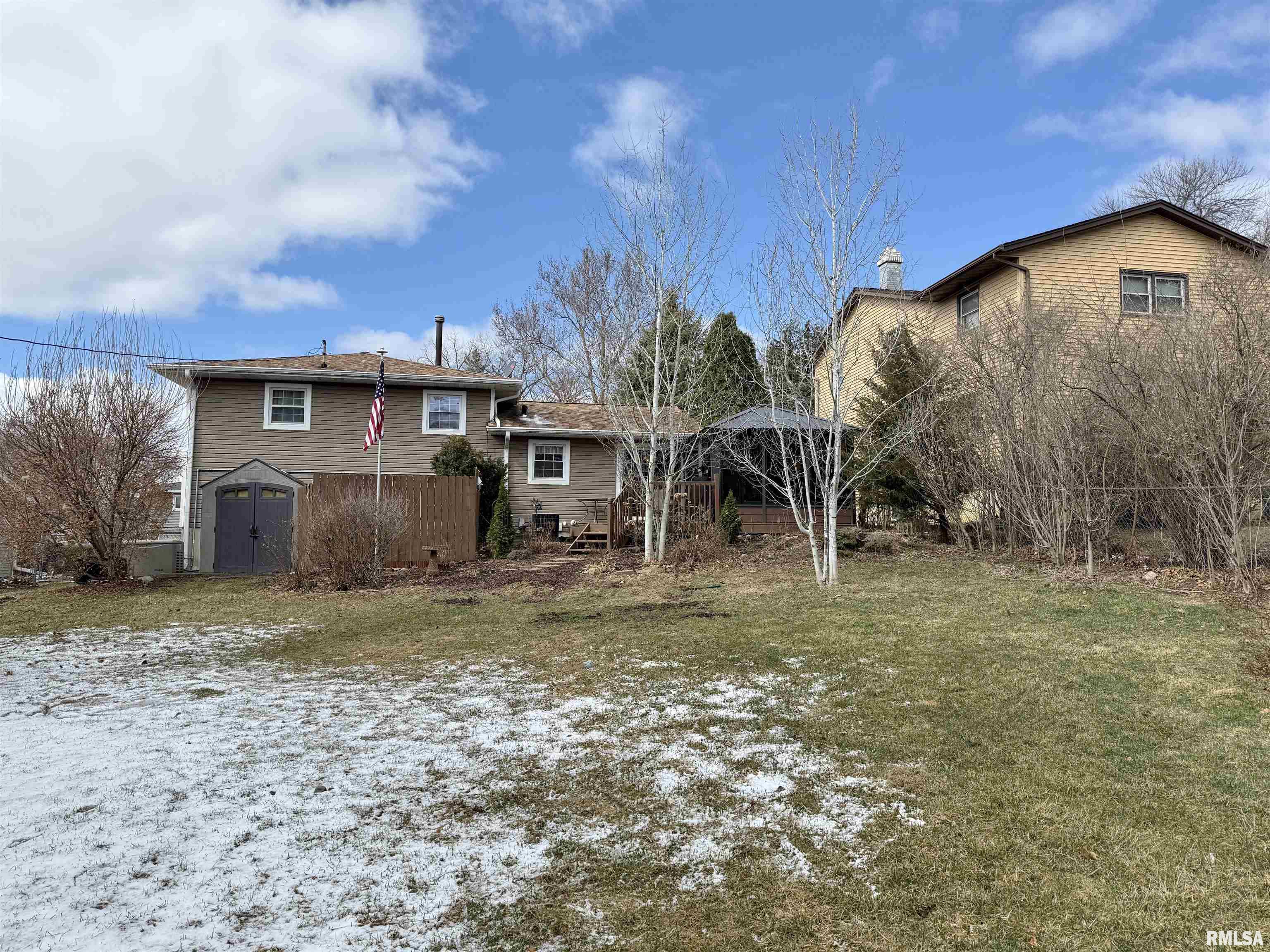 2803 Sycamore Terrace, Bettendorf, Iowa image 26