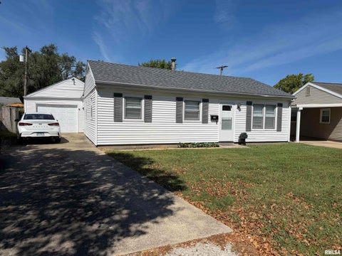 Homes For Sale - 1709 Albert Street<br/> Springfield, IL 62702