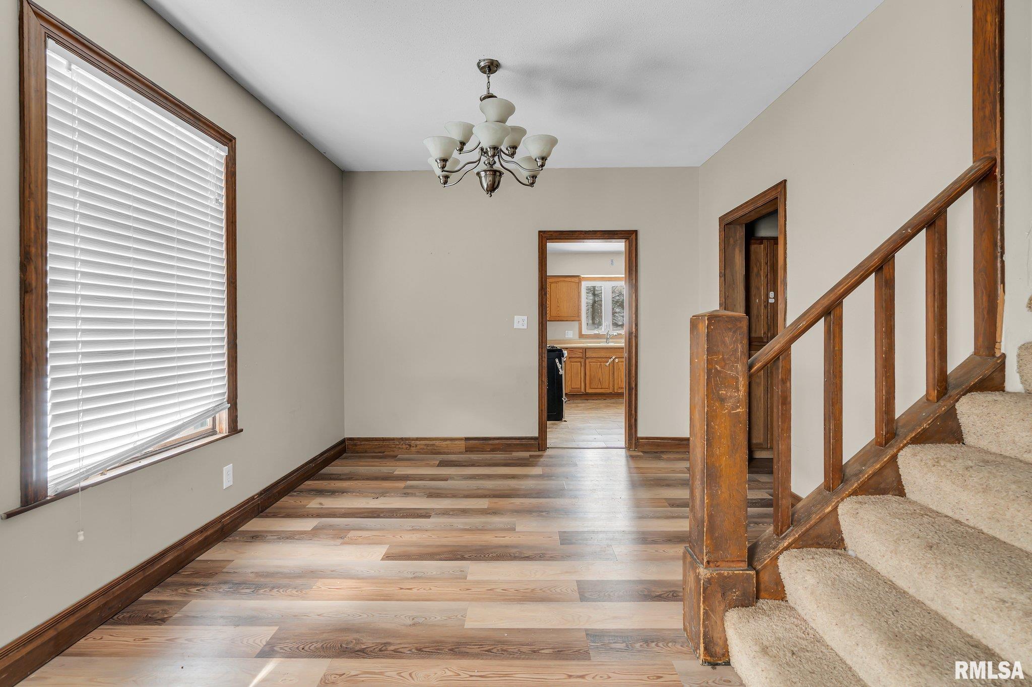 217 N 5th Avenue, New Windsor, Illinois image 13