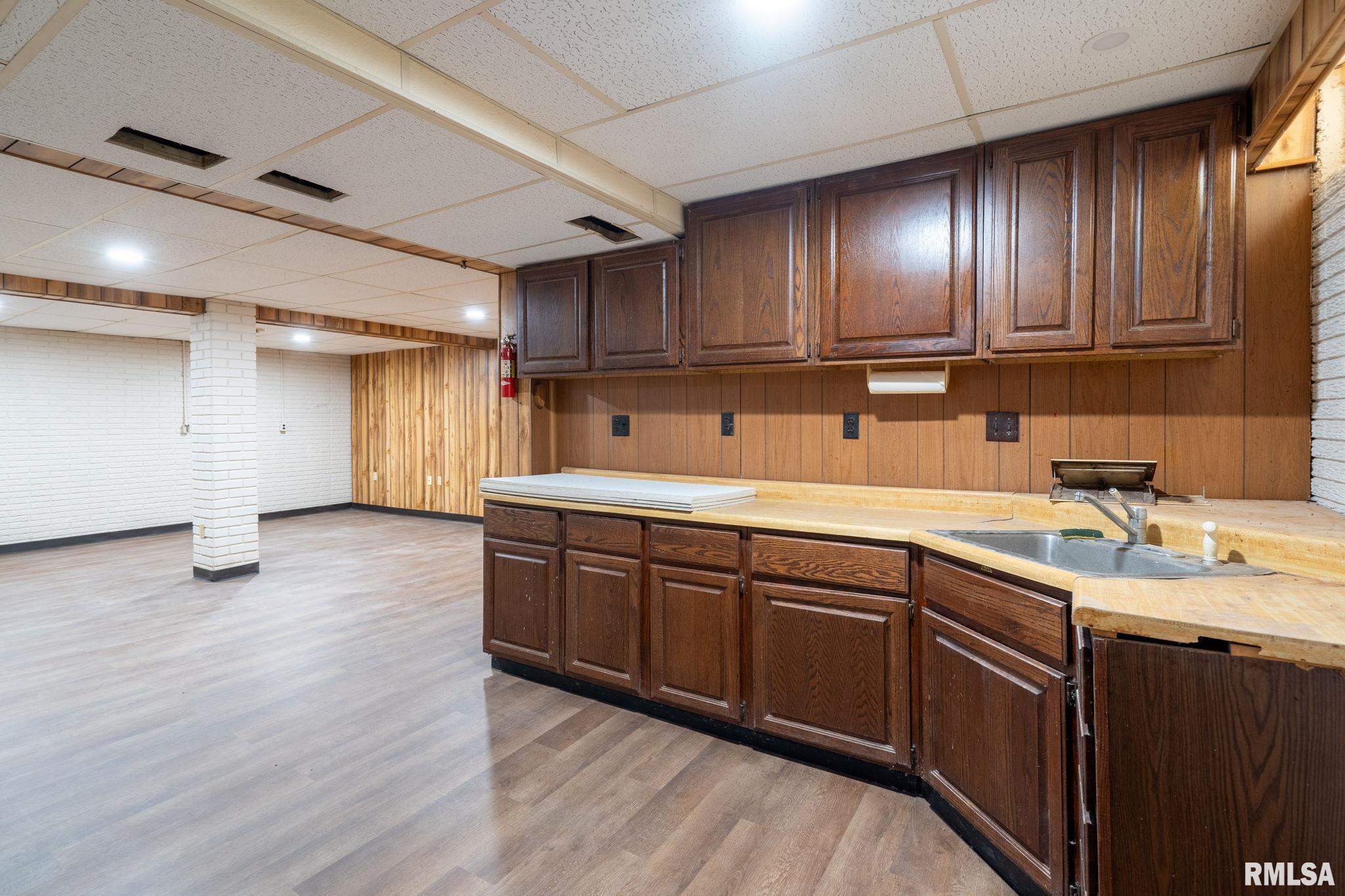 807 18th Street, Rapids City, Illinois image 29