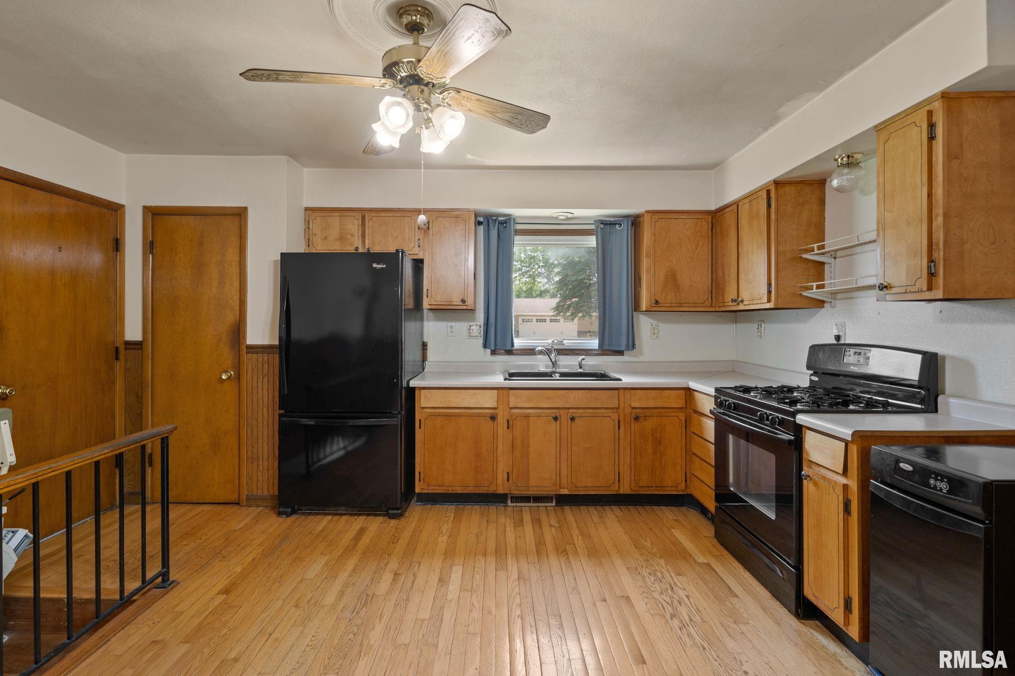 807 18th Street, Rapids City, Illinois image 14