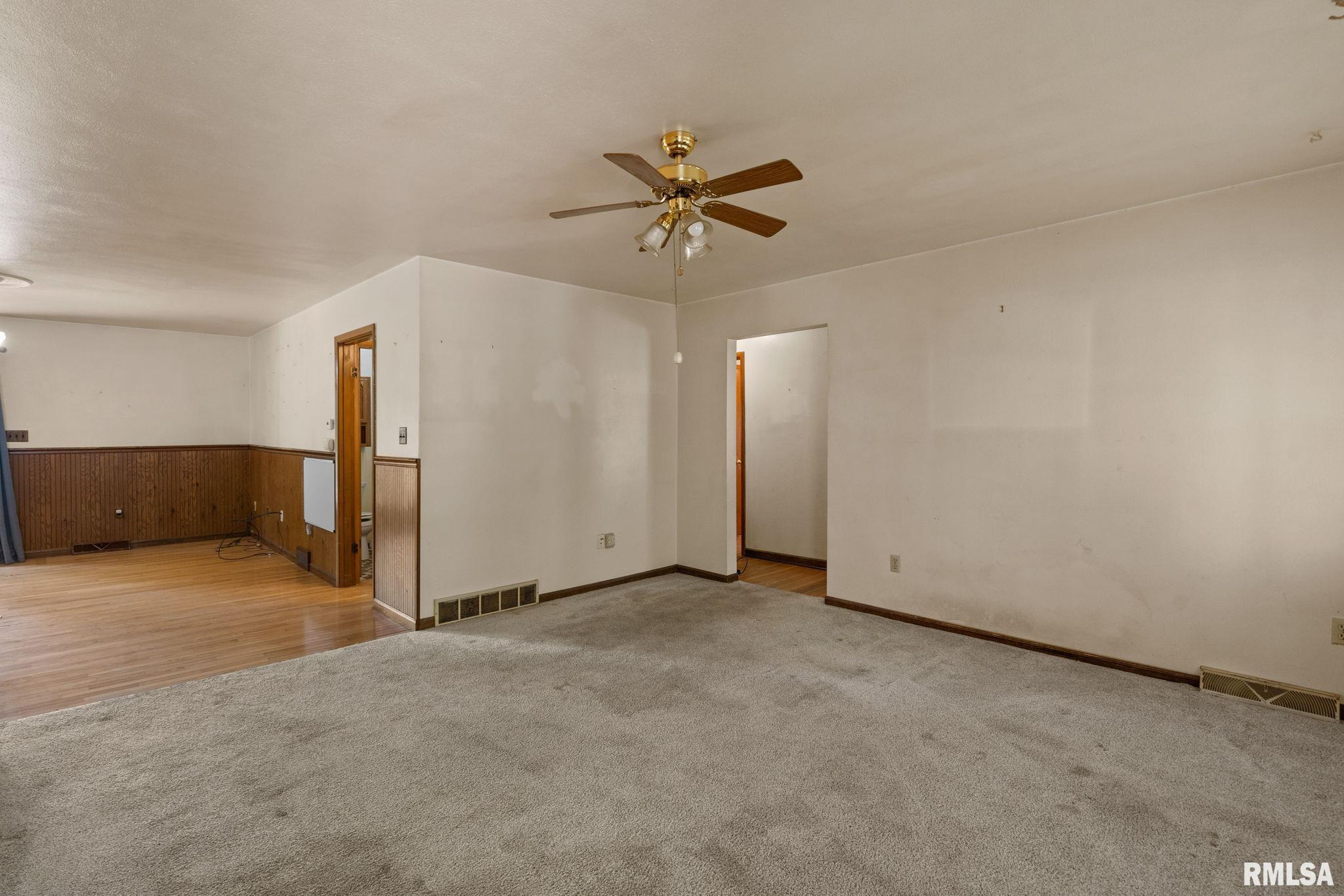 807 18th Street, Rapids City, Illinois image 9