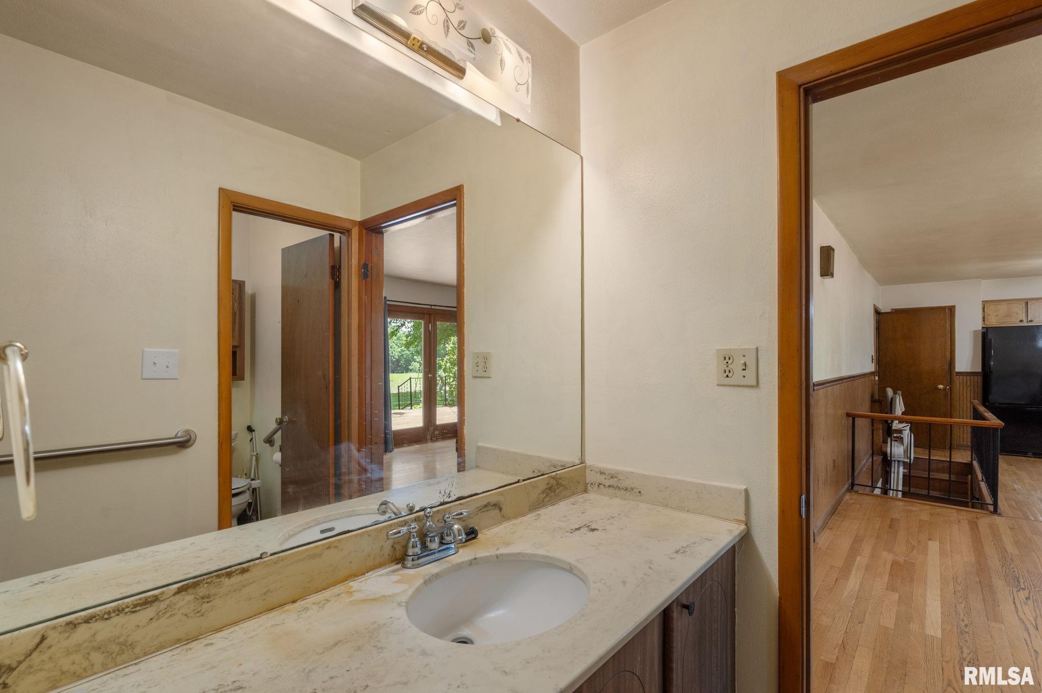 807 18th Street, Rapids City, Illinois image 23