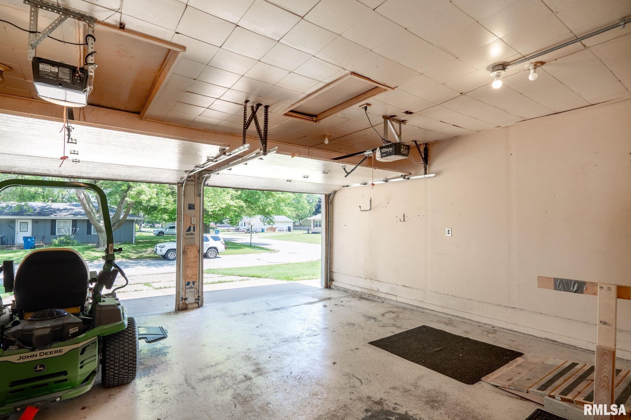 807 18th Street, Rapids City, Illinois image 33
