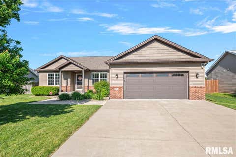 Homes For Sale - 1811 Prairie Vista Drive<br/> Chatham, IL 62629