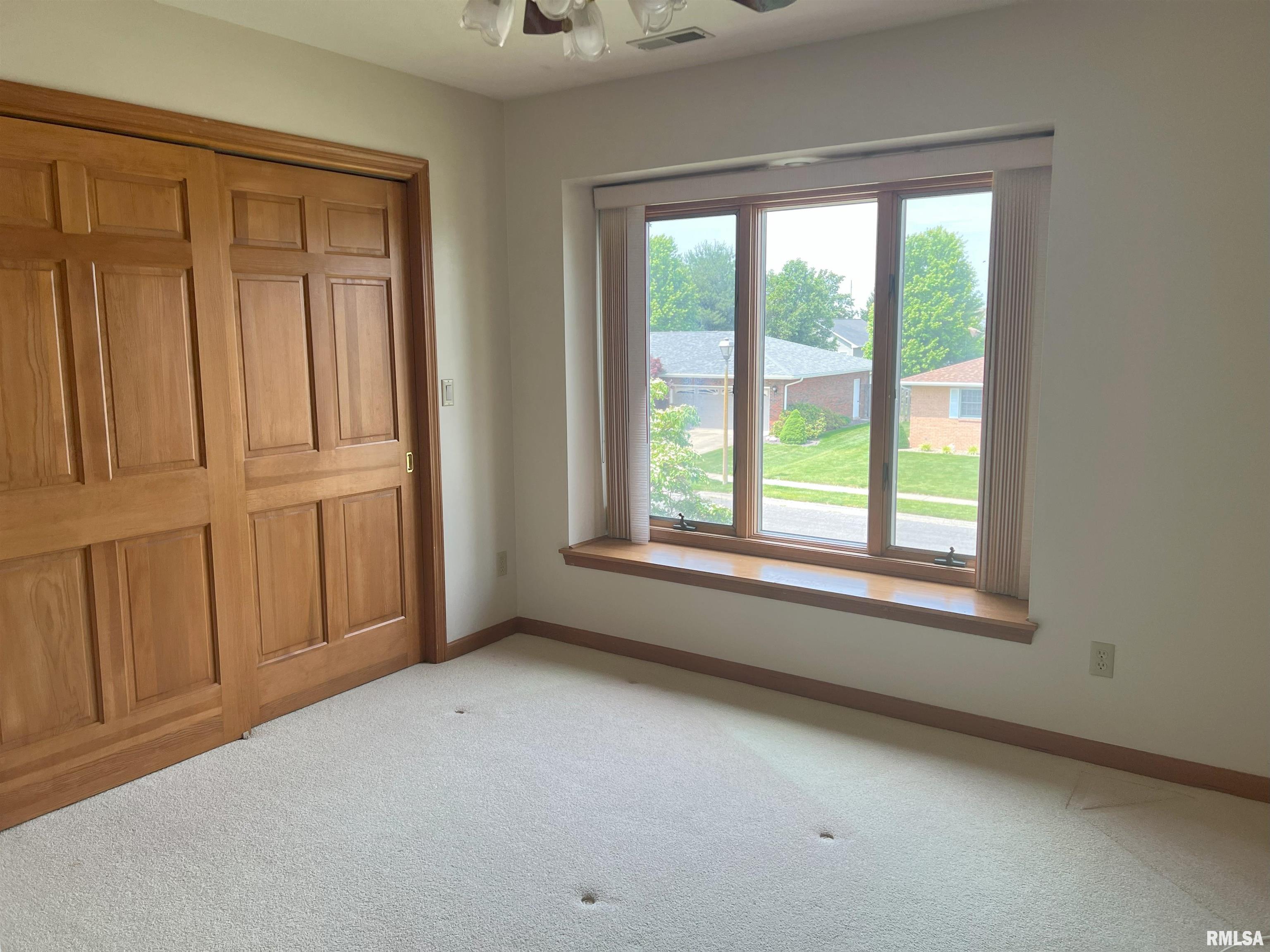 13 Jacobs Lane, Jacksonville, Illinois image 45