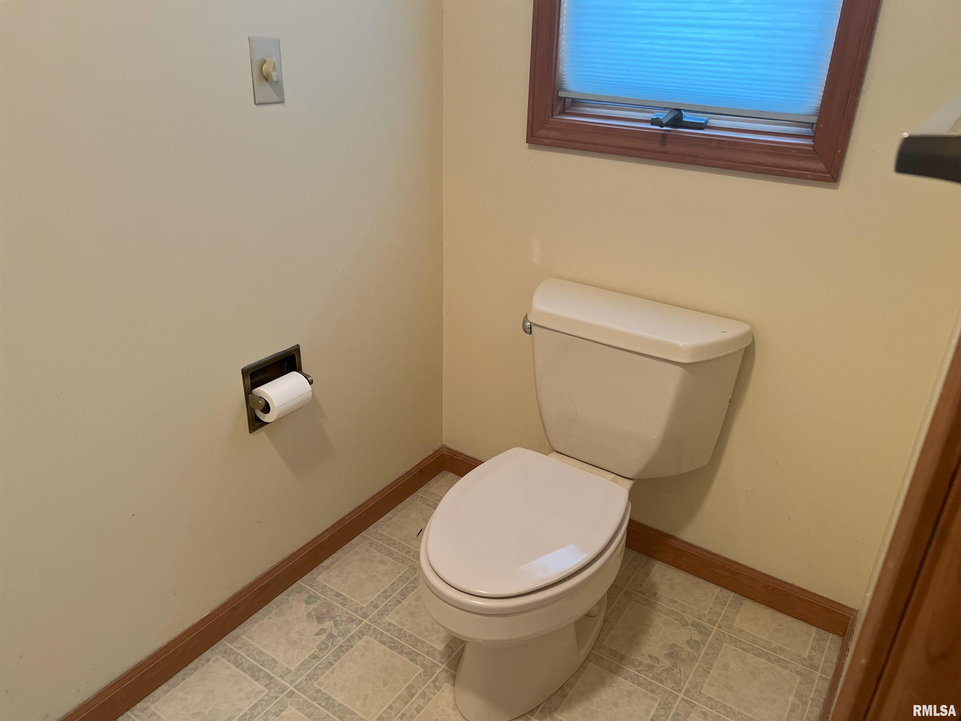 13 Jacobs Lane, Jacksonville, Illinois image 44