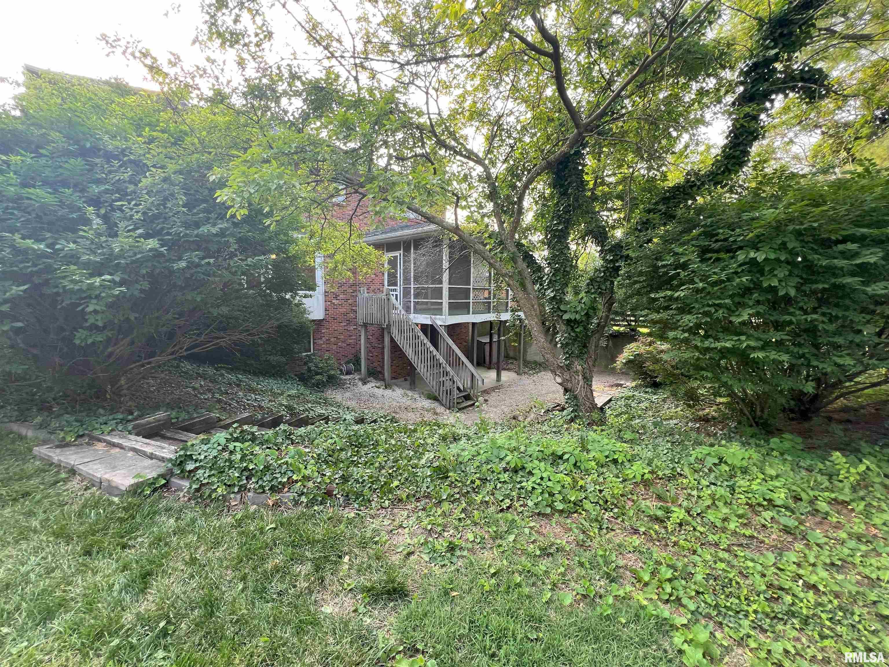 13 Jacobs Lane, Jacksonville, Illinois image 10