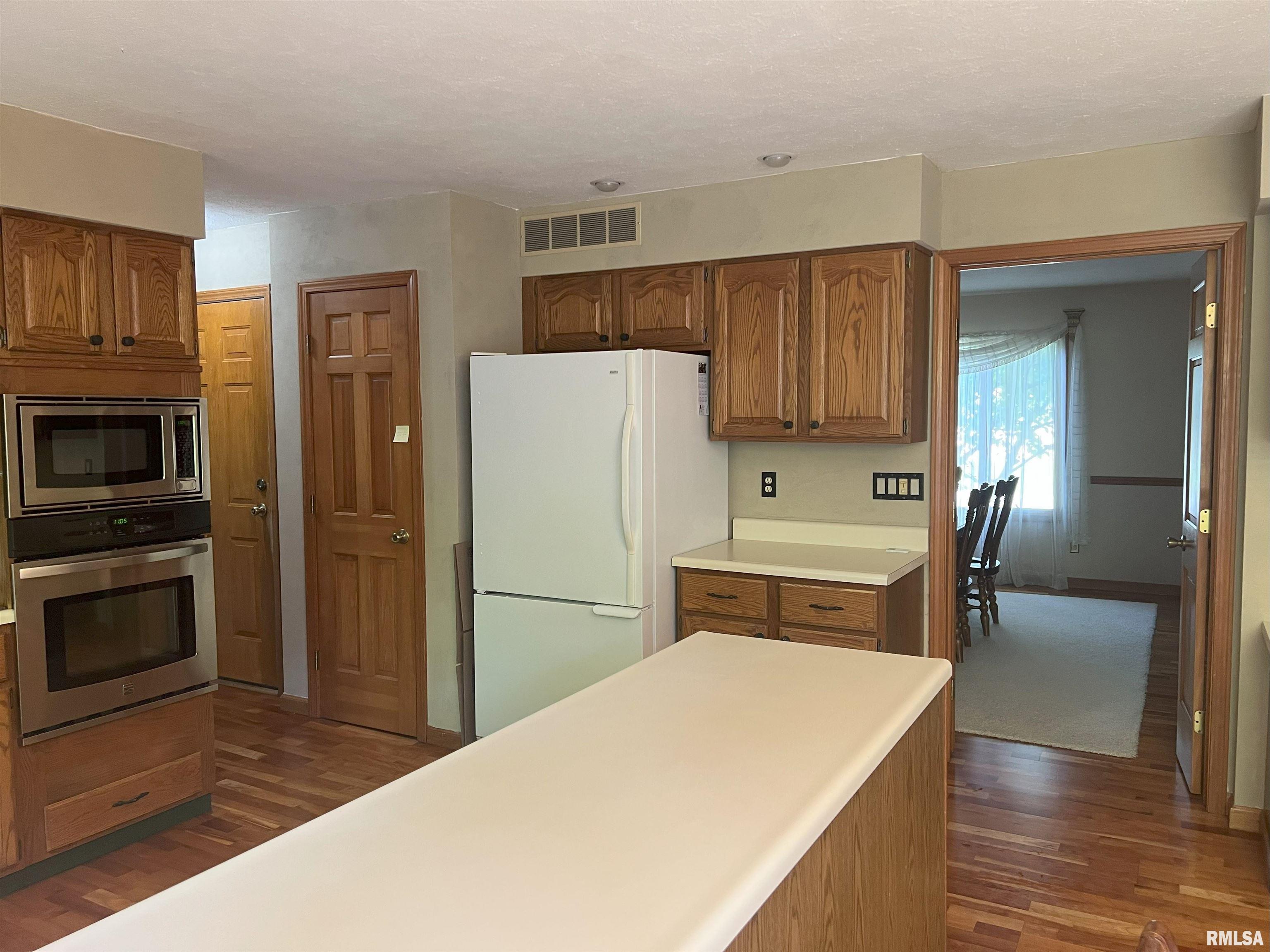 13 Jacobs Lane, Jacksonville, Illinois image 20