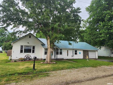 Homes For Sale - 606 W Marcy Street<br/> Atlanta, IL 61723