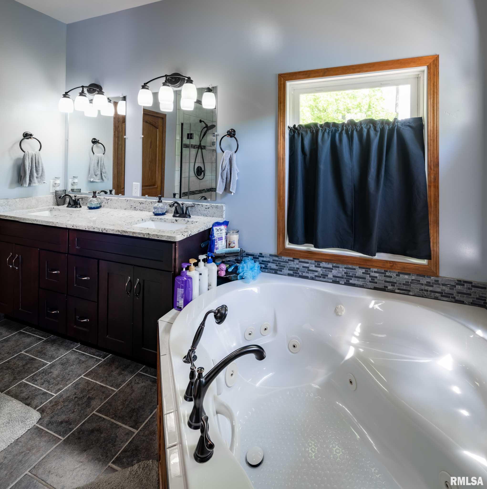 360 Clifty Lane, Goreville, Illinois image 17