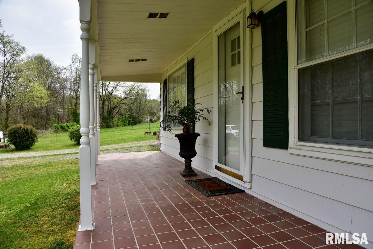 22 Roundhouse Road, Herod, Illinois image 4