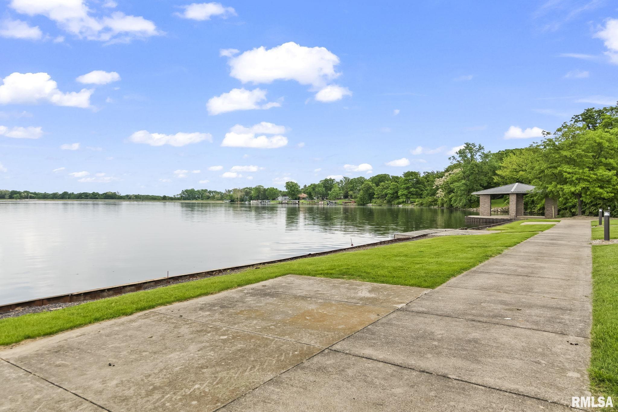 321 Harbor Point Place, Springfield, Illinois image 45