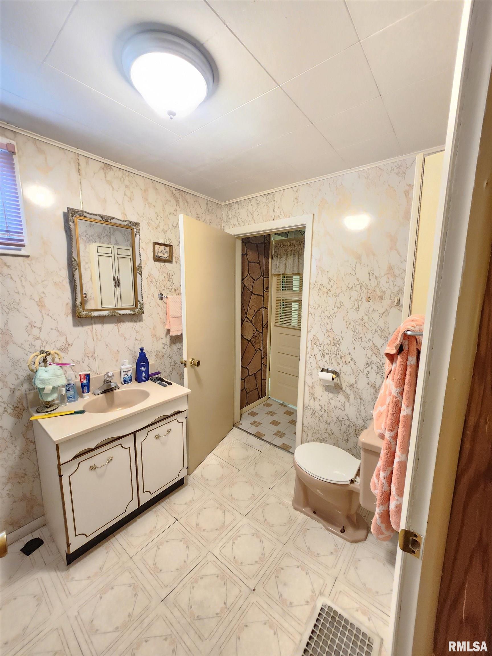 1510 Edith Street, Murphysboro, Illinois image 12