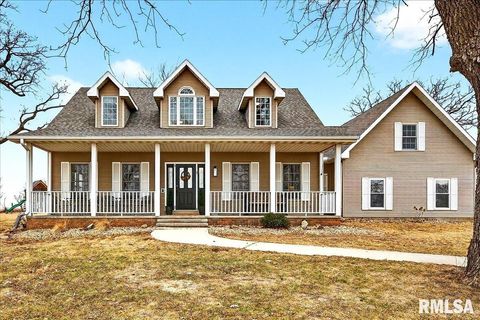 Homes For Sale - 7225 Township Road 625 E Road<br/> Toulon, IL 61483