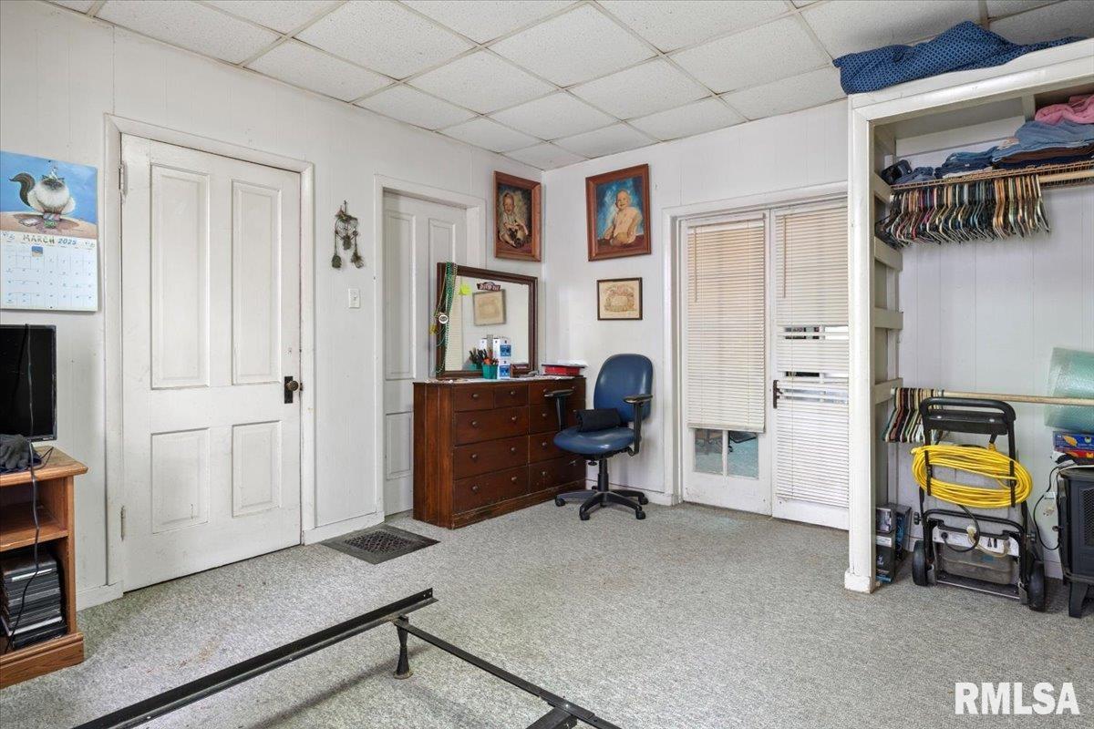 203 S Fayette Street, Jacksonville, Illinois image 16