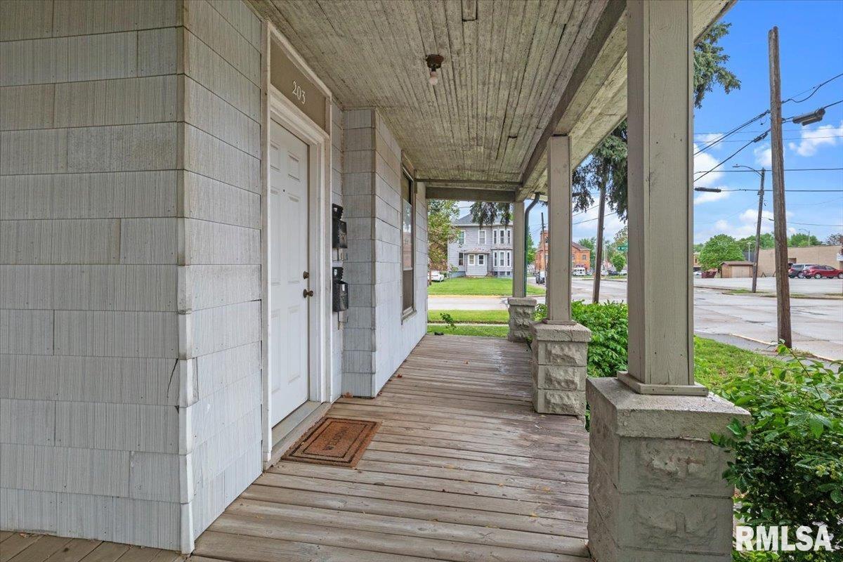 203 S Fayette Street, Jacksonville, Illinois image 25