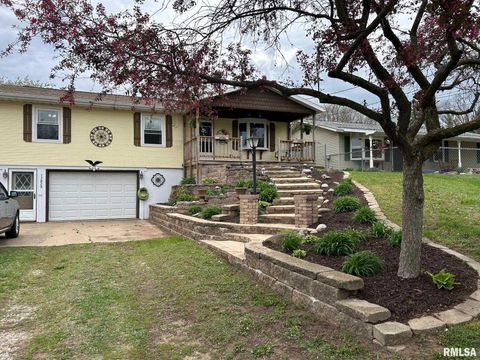 Photo of 13829 1ST Street, Pekin, IL 61554 (MLS # PA1265603)